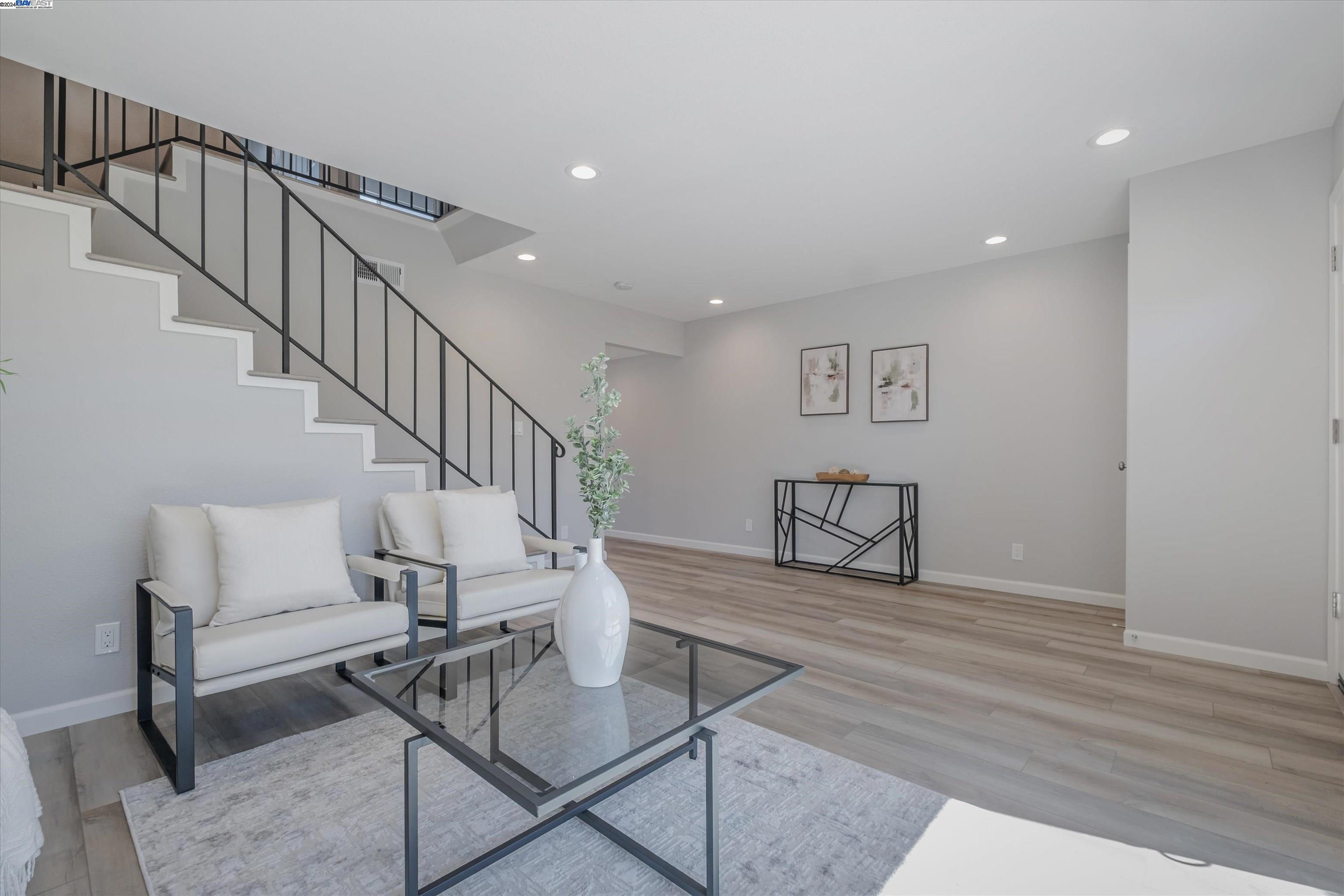 Photo #3: 41070438 Listing 