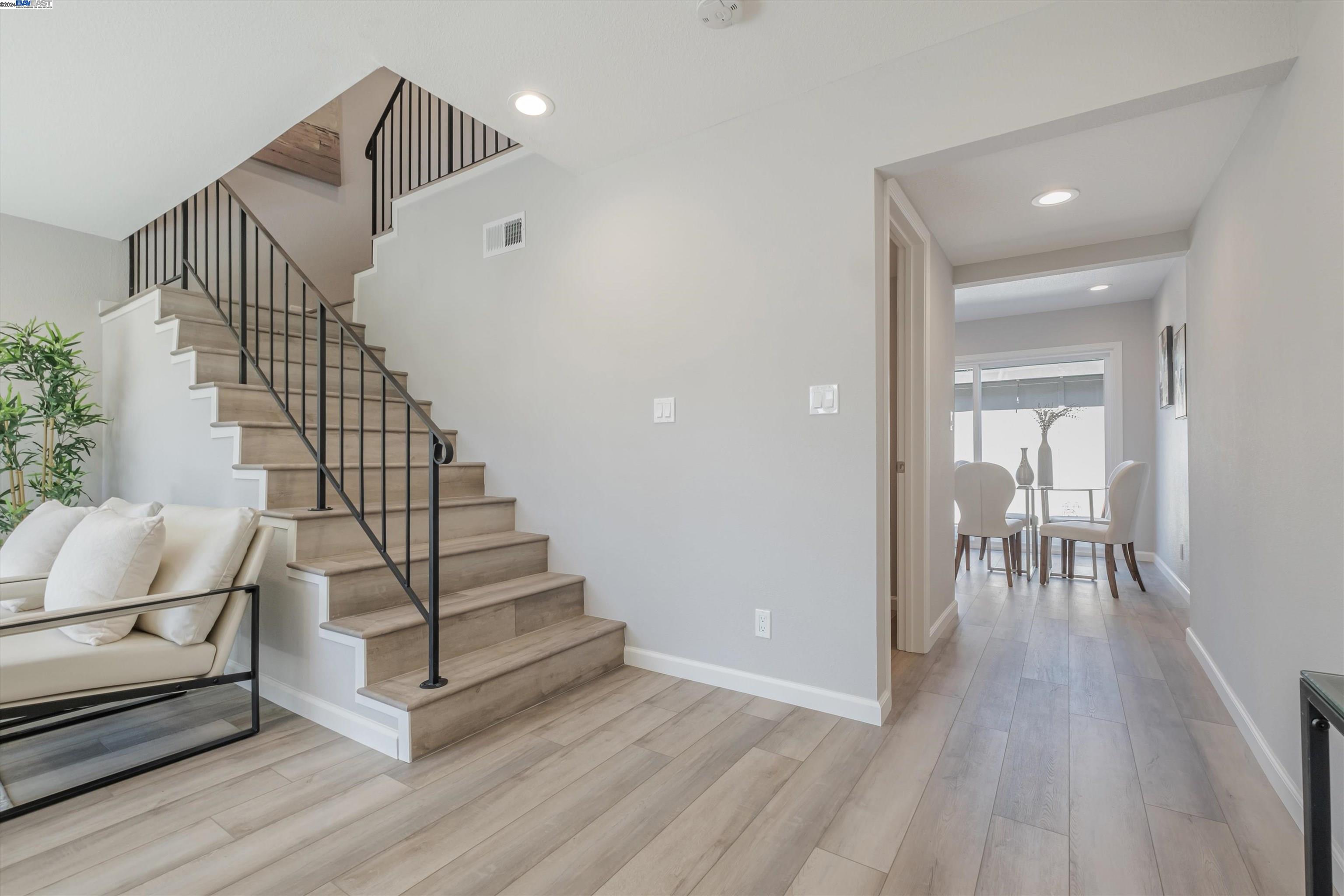Photo #4: 41070438 Listing 