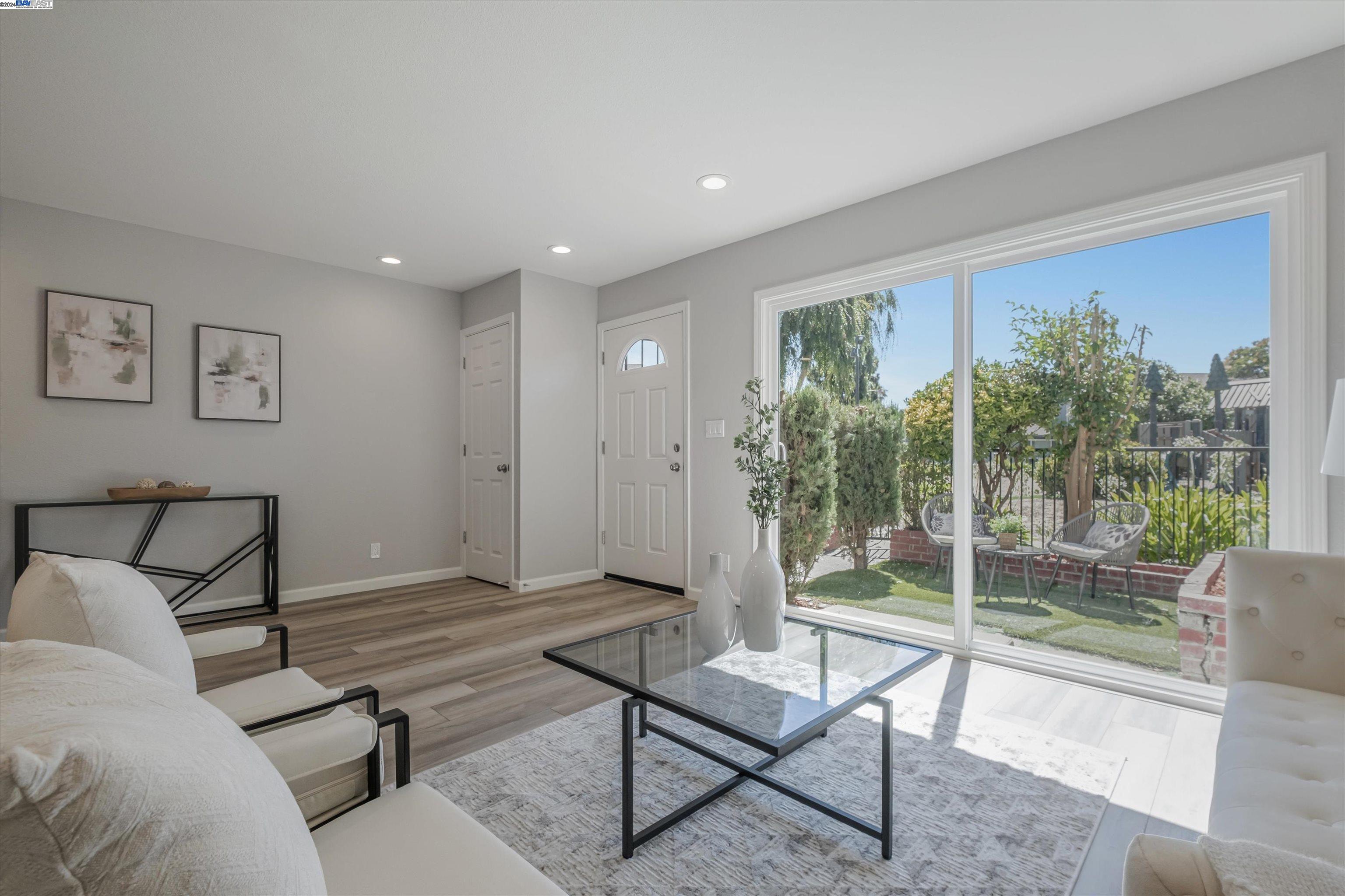 Photo #5: 41070438 Listing 