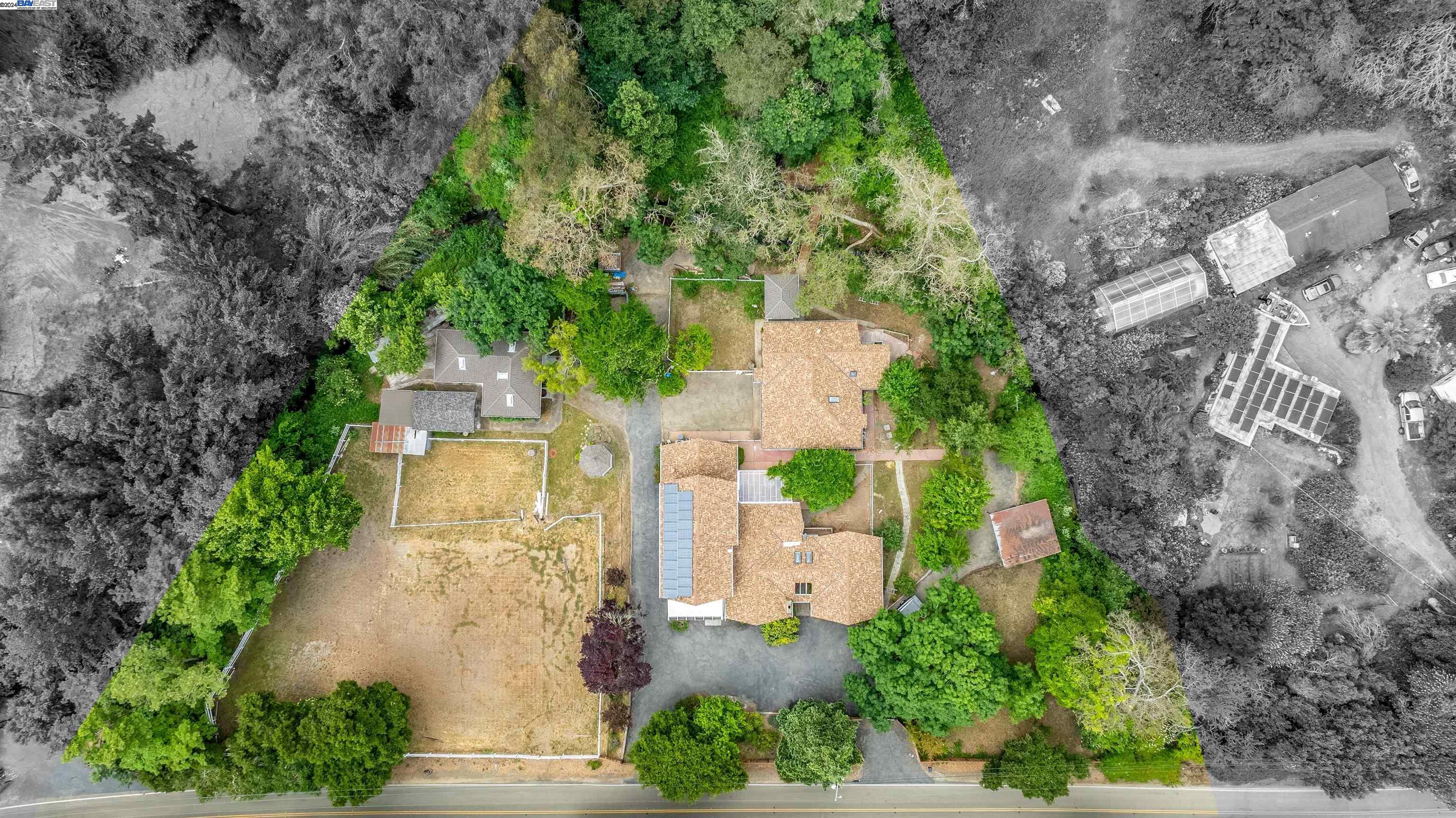 Detail Gallery Image 36 of 36 For 30261 Palomares Rd, Castro Valley,  CA 94552 - 6 Beds | 4 Baths