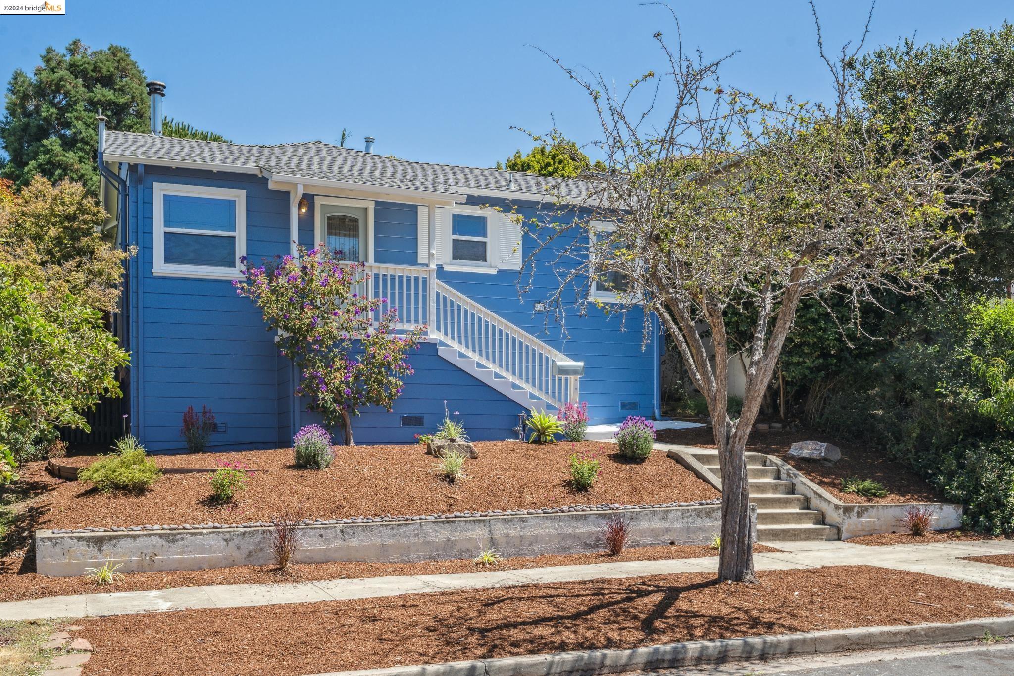 Detail Gallery Image 1 of 1 For 616 Albemarle St, El Cerrito,  CA 94530 - 2 Beds | 1 Baths