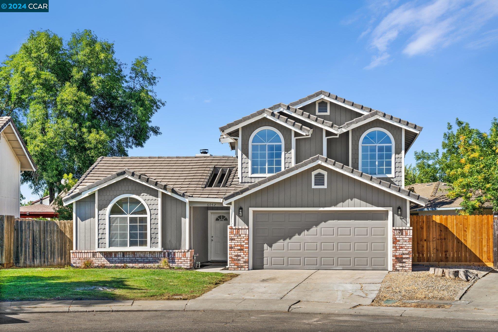 Detail Gallery Image 1 of 1 For 6052 Palamino Ct, Stockton,  CA 95210 - 4 Beds | 2 Baths