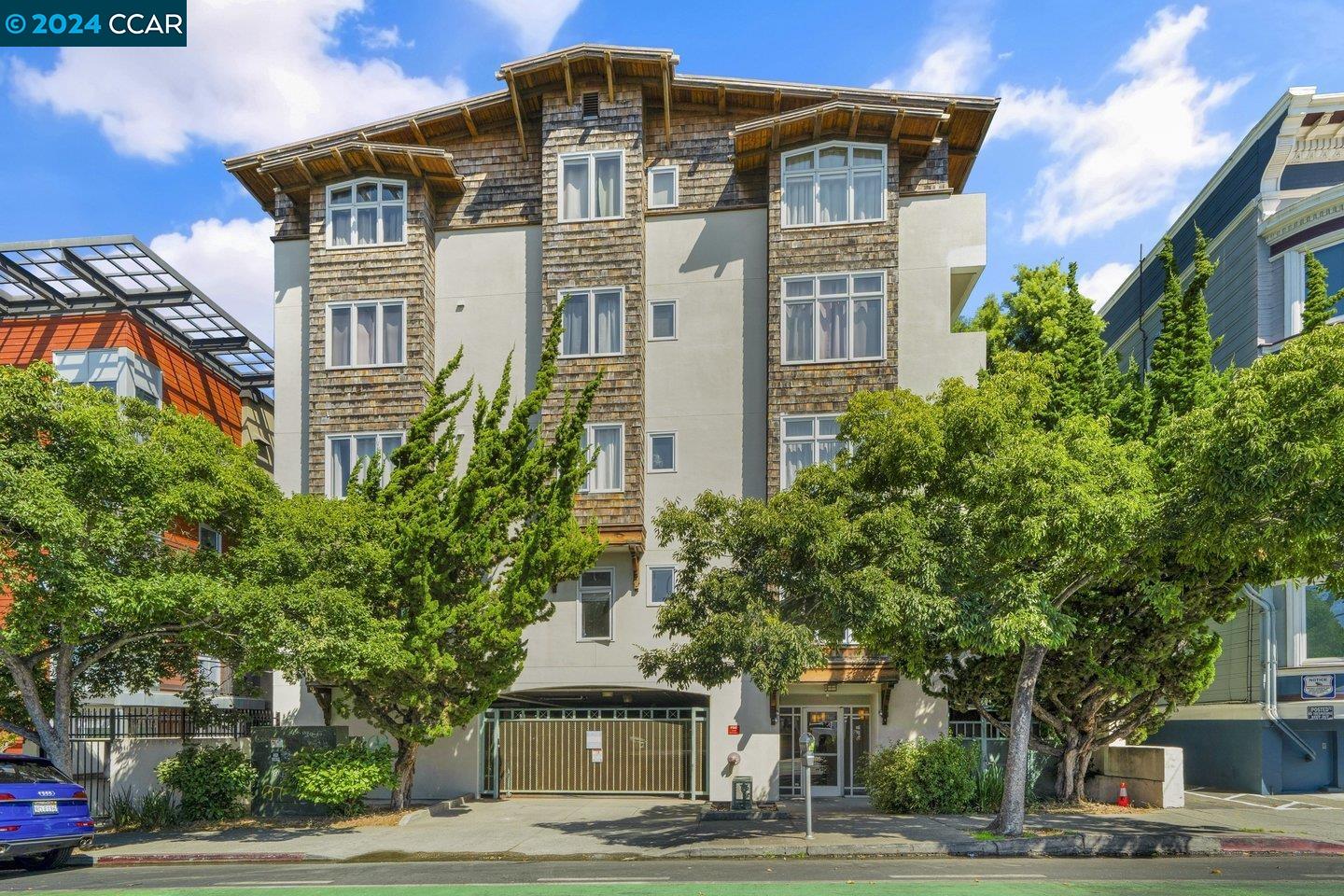 More Details about MLS # 41070531 : 2029 CHANNING WAY # 4C