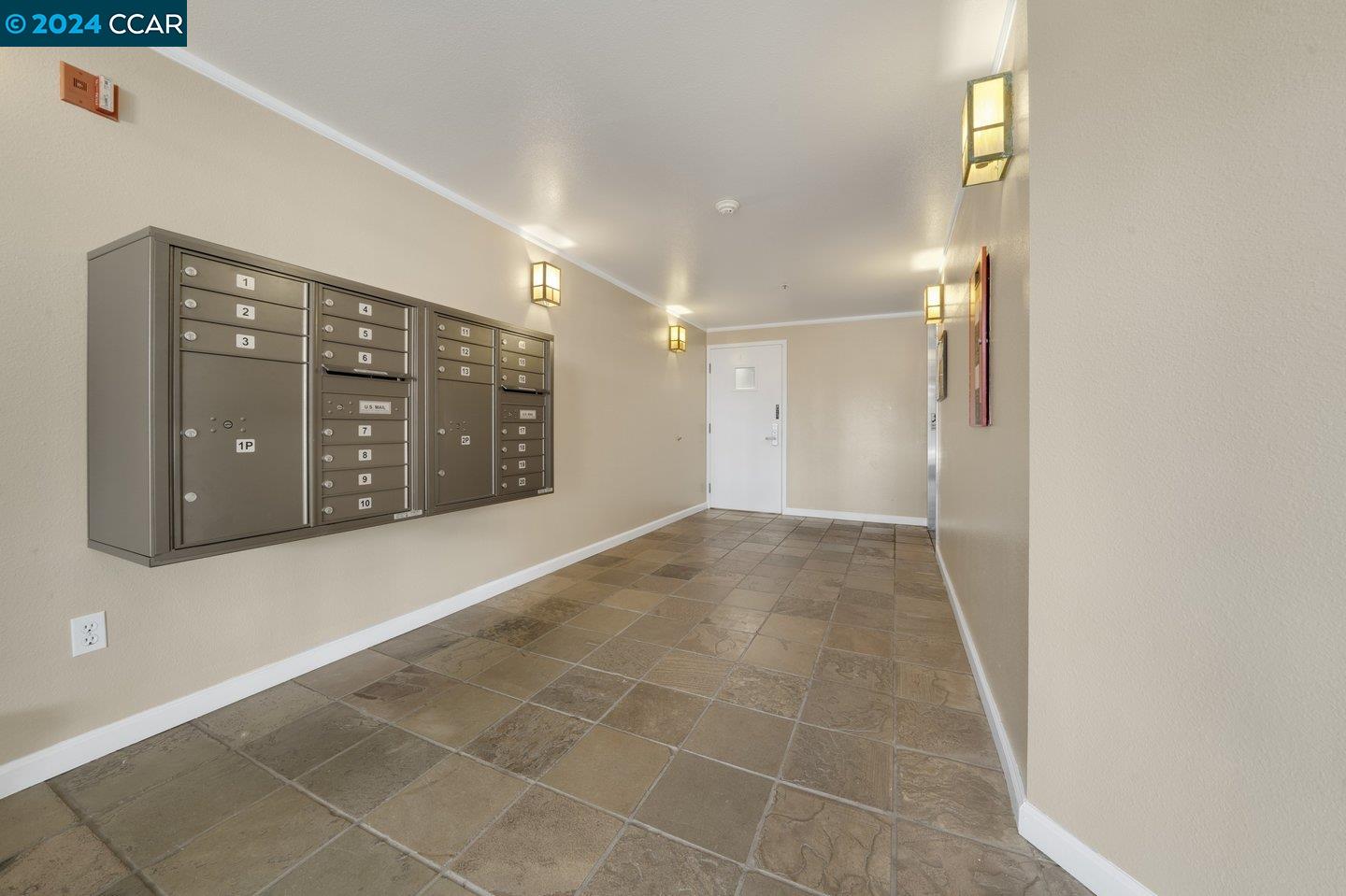Photo #2: 41070531 Listing 