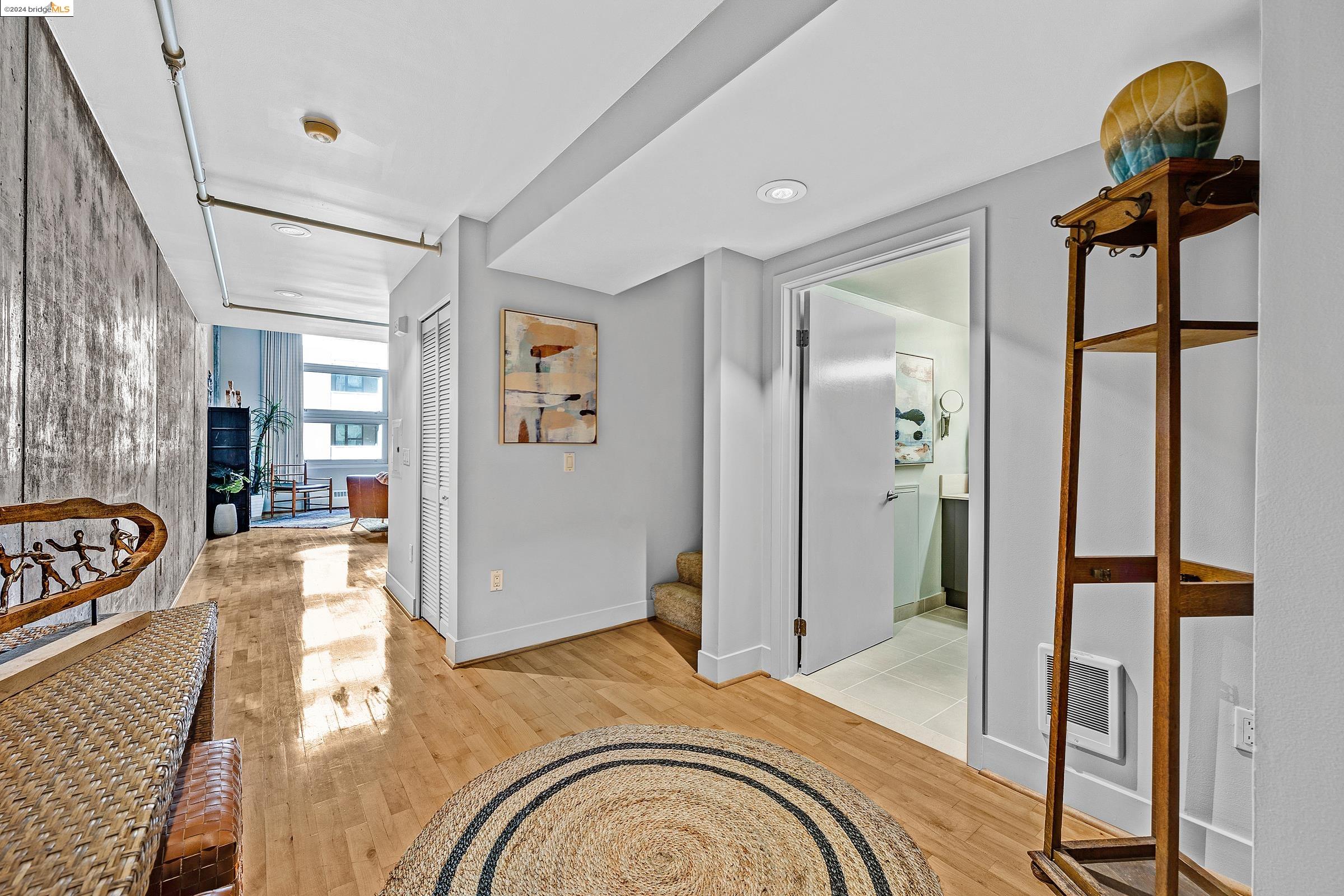 Photo #2: 41070573 Listing 