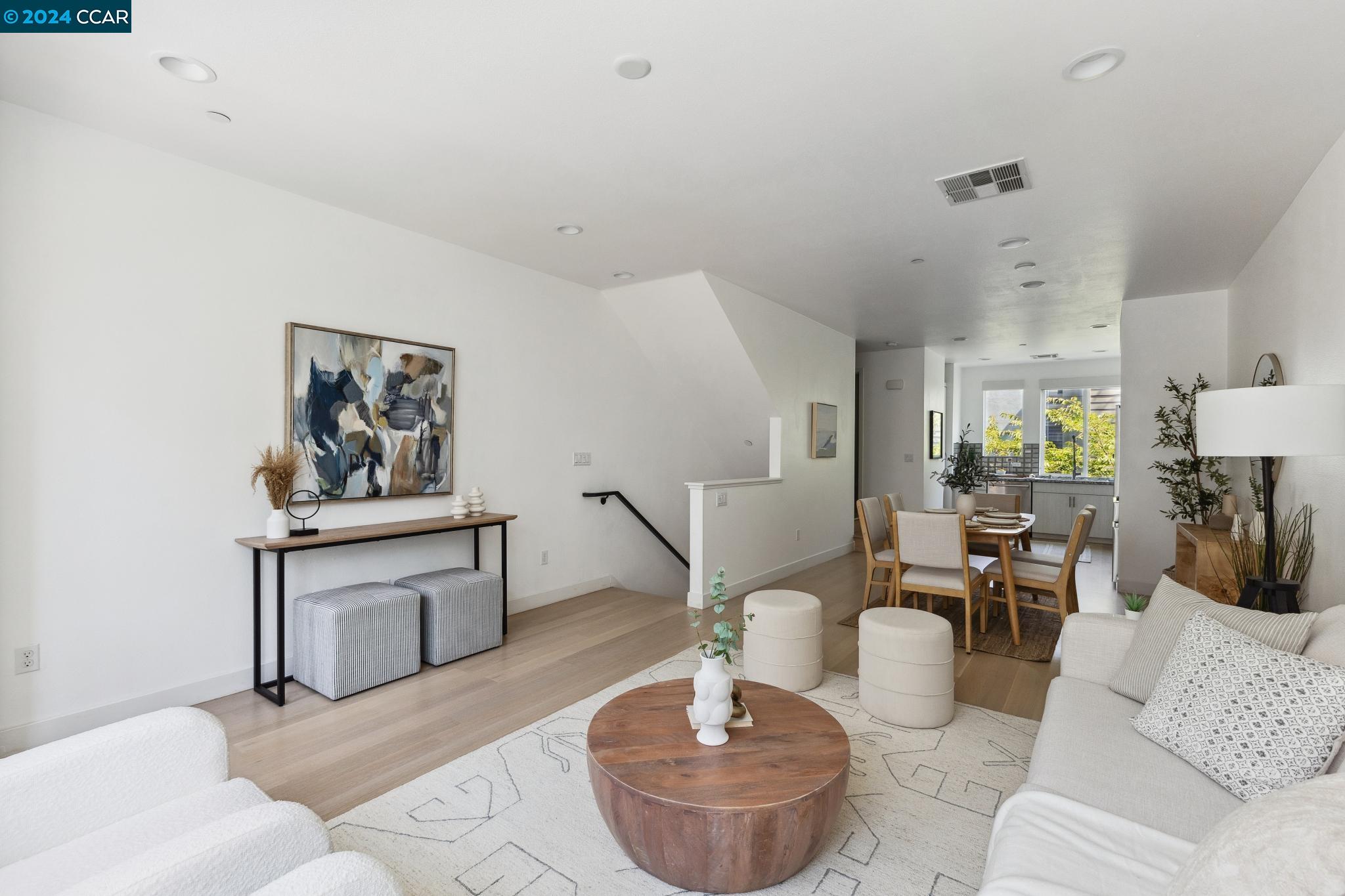 Photo #4: 41070619 Listing 