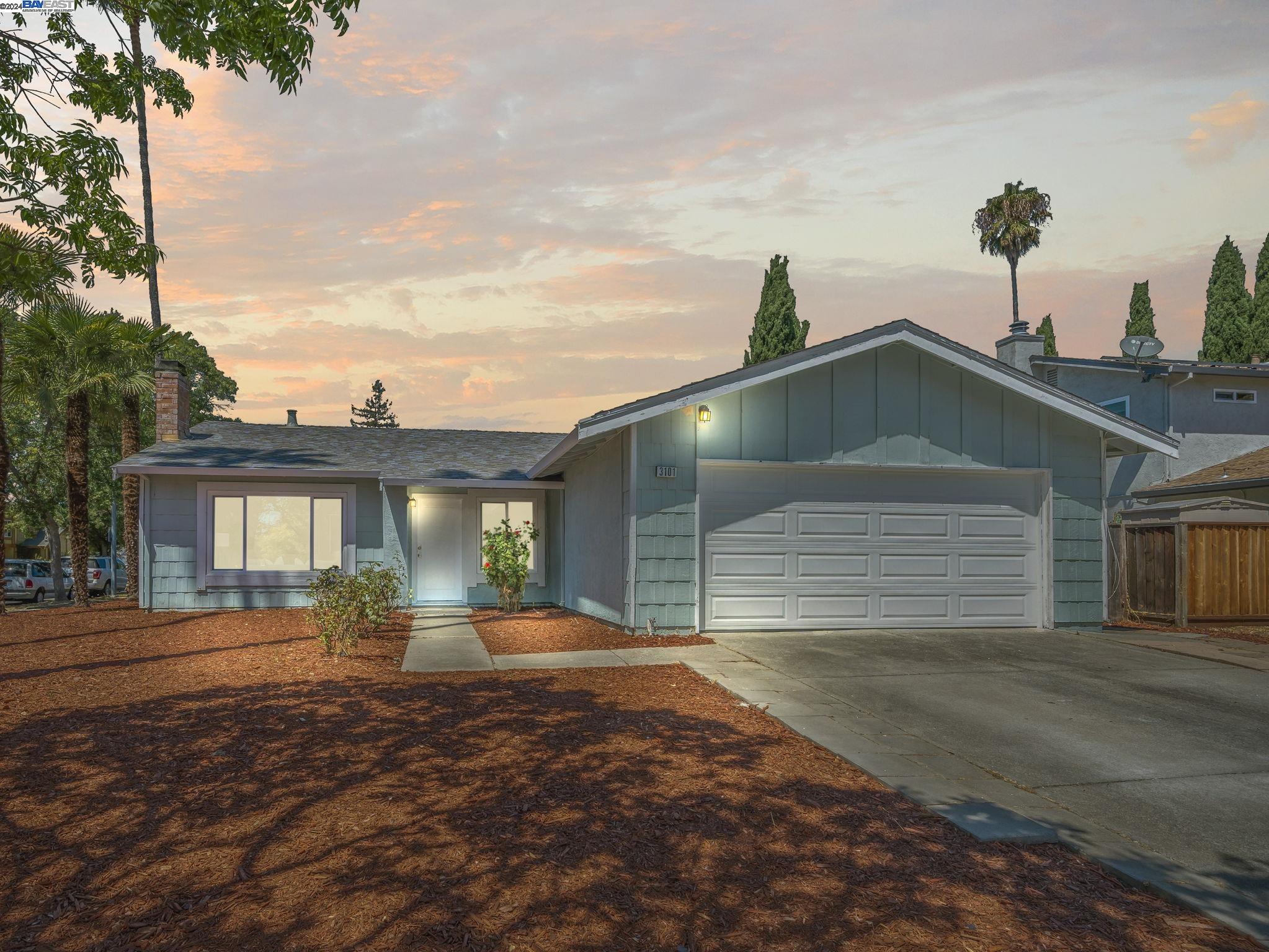 Detail Gallery Image 1 of 1 For 3101 Stonehenge Rd, Fremont,  CA 94555 - 3 Beds | 2 Baths