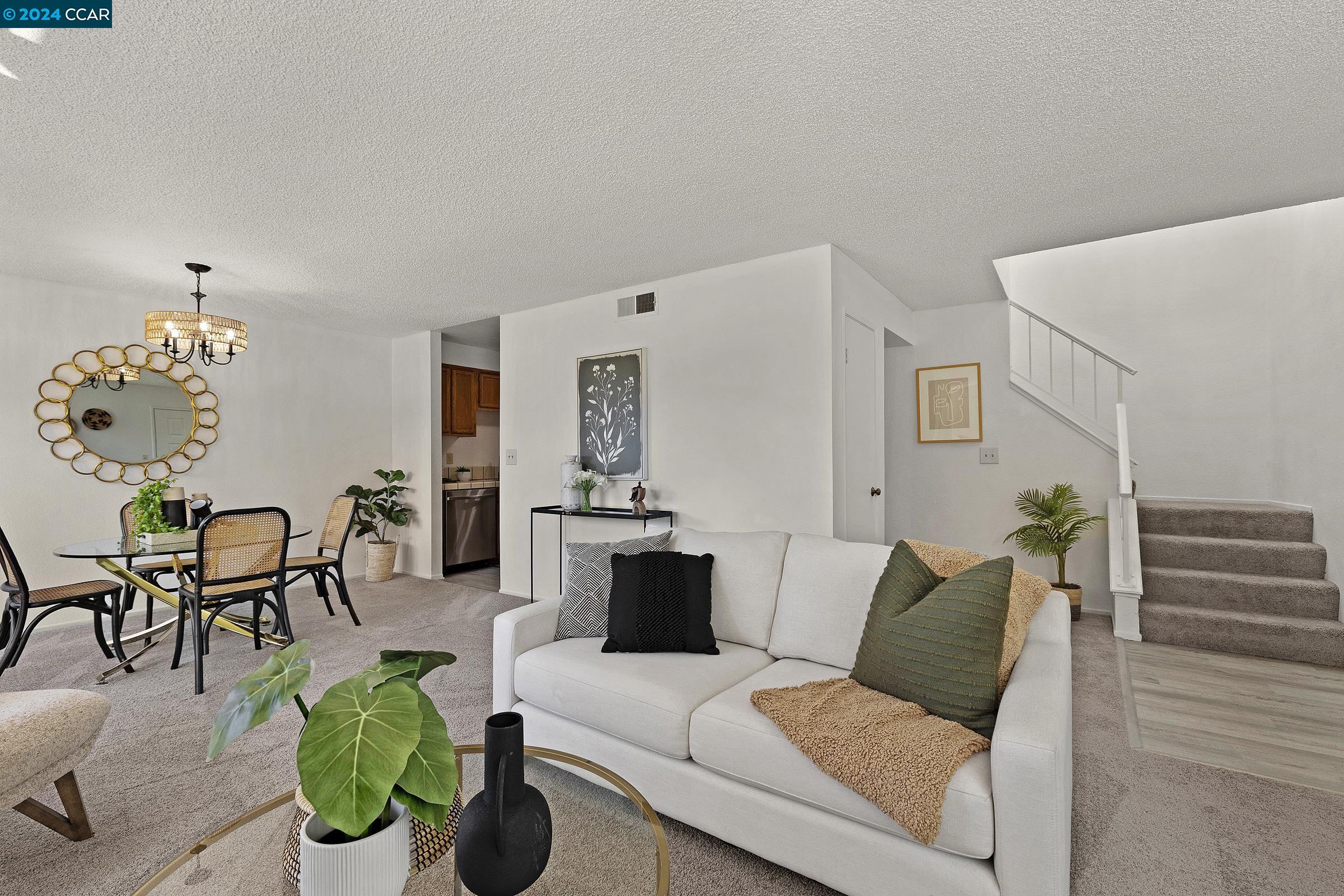 Photo #4: 41070630 Listing 
