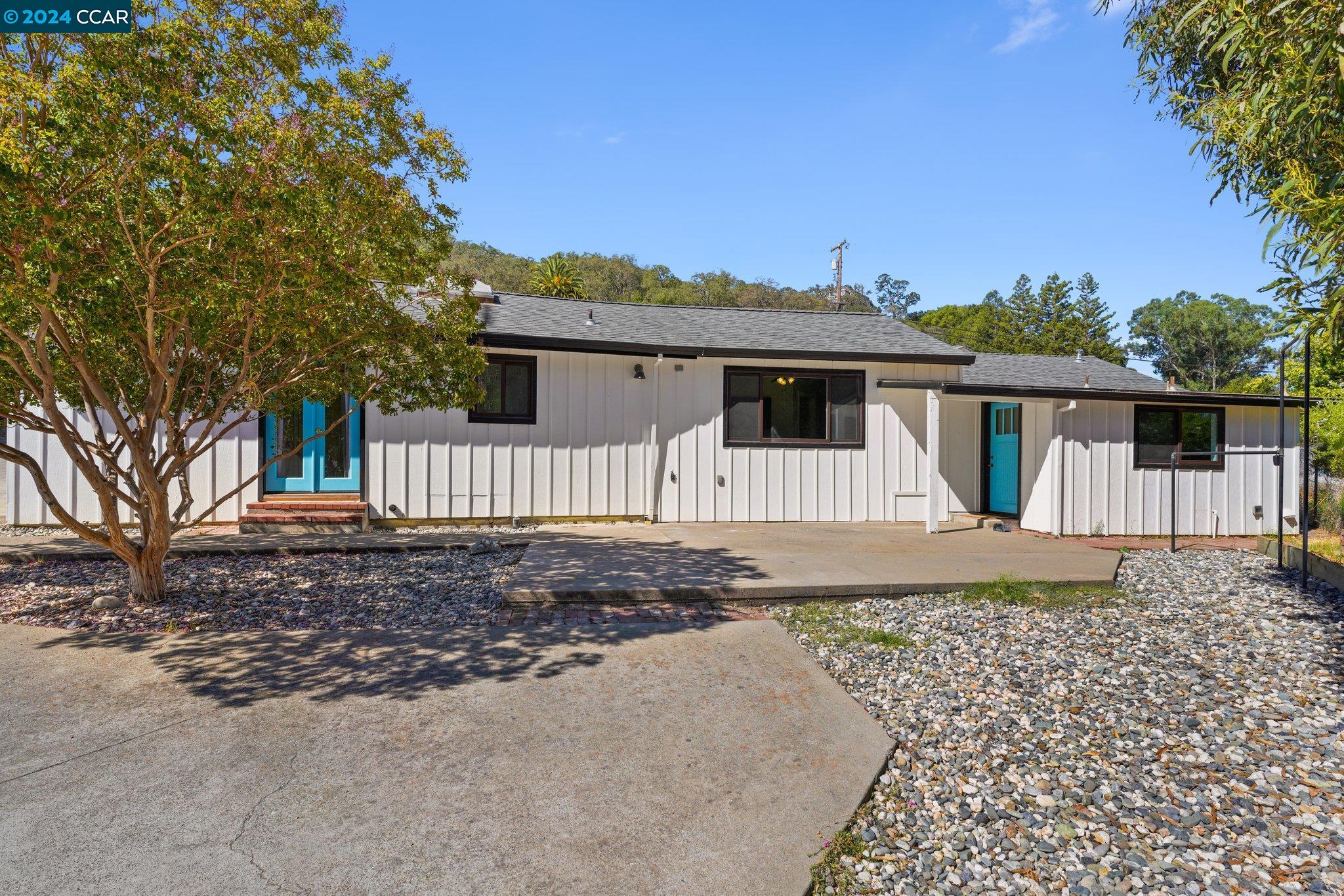 Detail Gallery Image 1 of 1 For 750 Castle Rock Rd, Walnut Creek,  CA 94598 - 3 Beds | 2 Baths