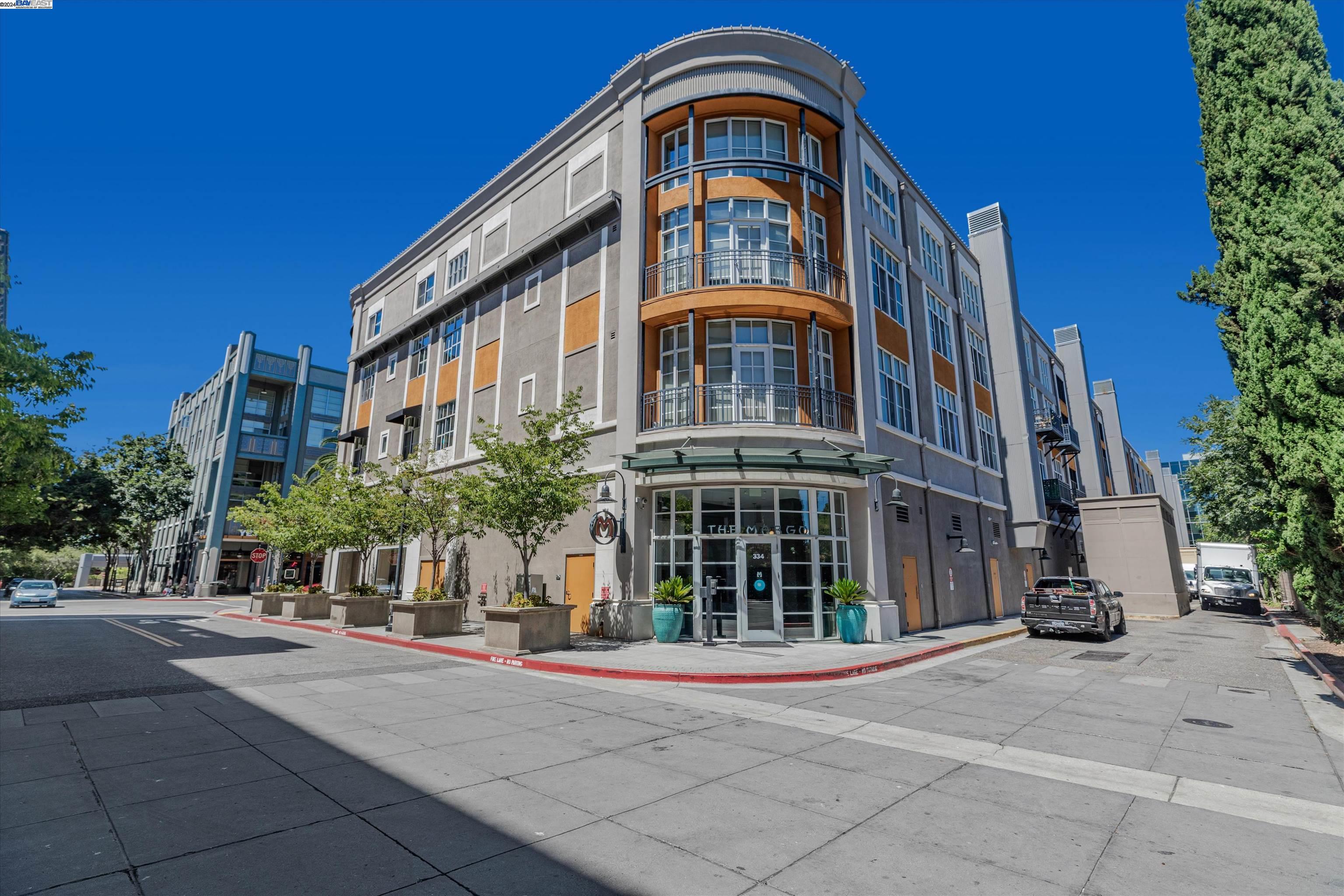 Detail Gallery Image 1 of 1 For 334 Santana Row #311,  San Jose,  CA 95128 - 2 Beds | 1/1 Baths