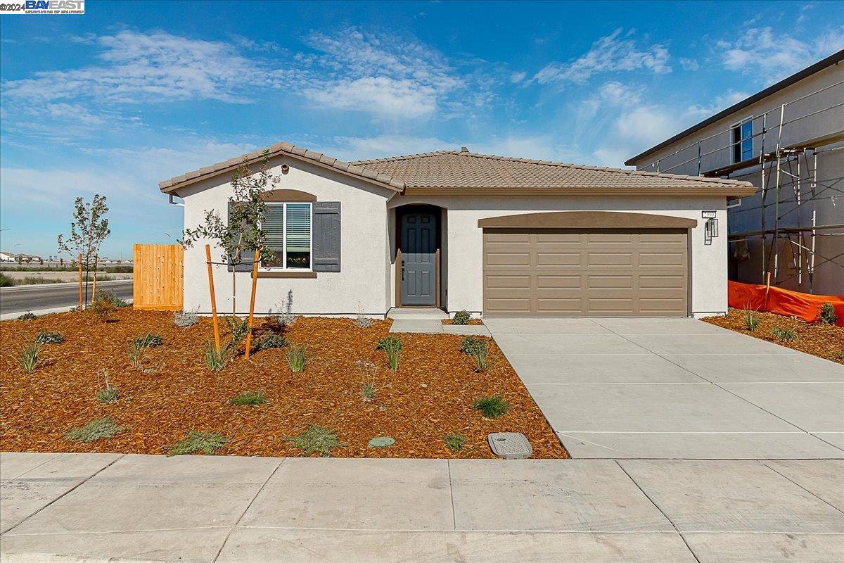 Detail Gallery Image 1 of 1 For 2999 Fairbanks St, Manteca,  CA 95337 - 4 Beds | 2 Baths