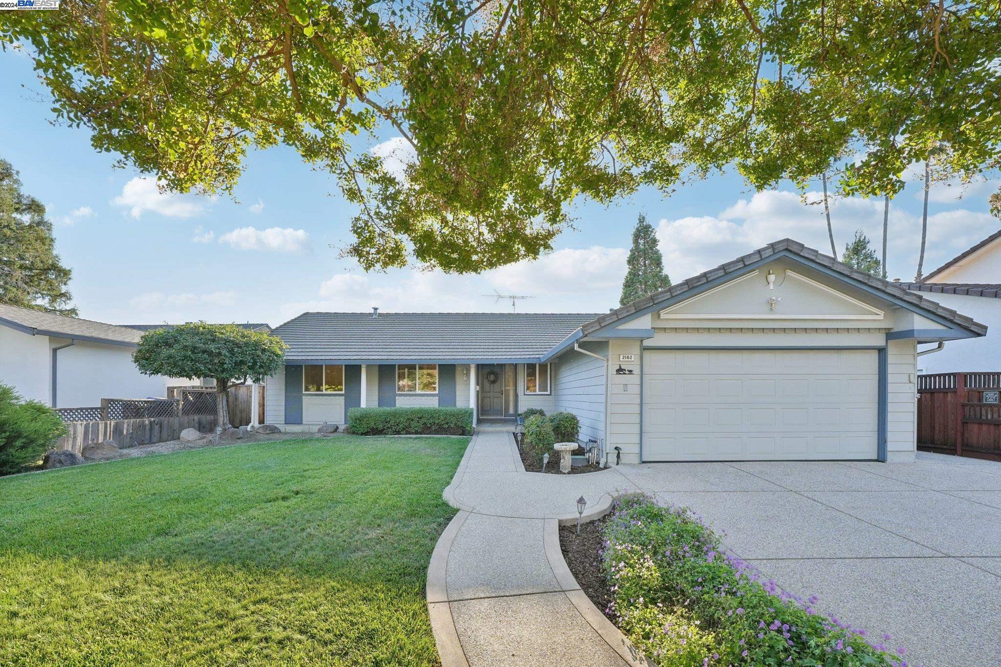 Detail Gallery Image 1 of 1 For 2162 Greenwood Rd, Pleasanton,  CA 94566 - 3 Beds | 2 Baths