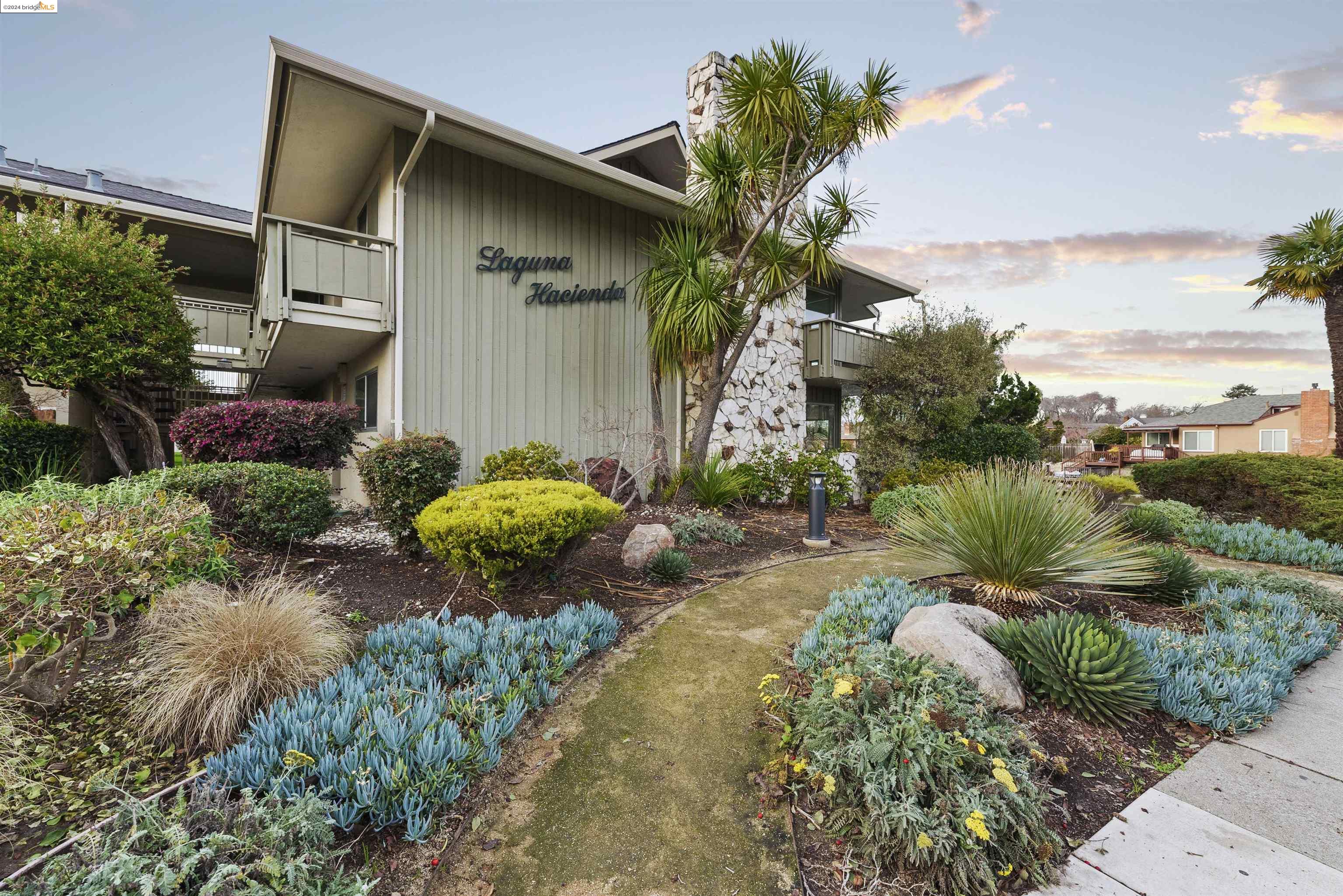 Photo #2: 41070770 Listing 