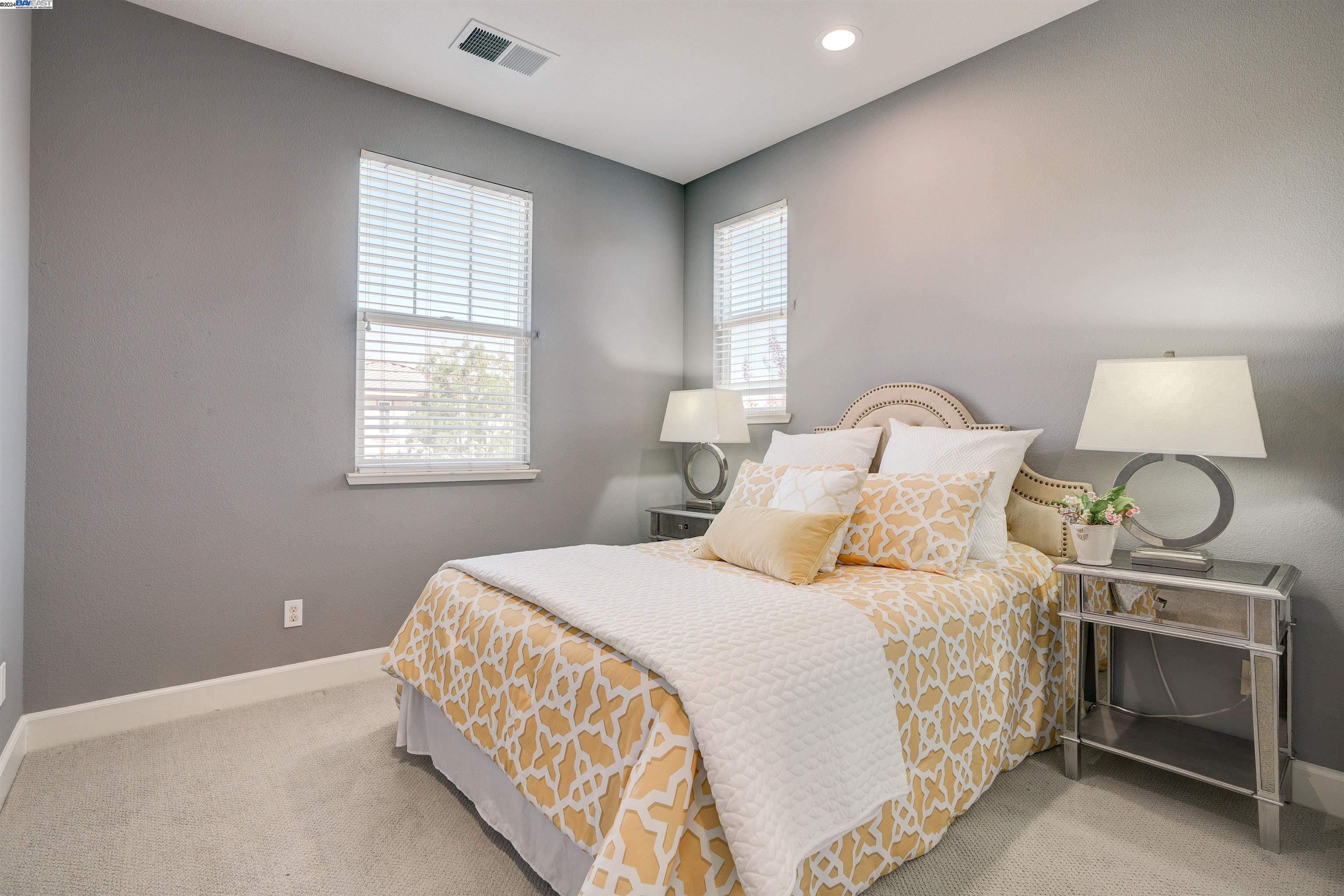 Detail Gallery Image 23 of 42 For 280 Gerald Cir, Milpitas,  CA 95035 - 4 Beds | 2/1 Baths