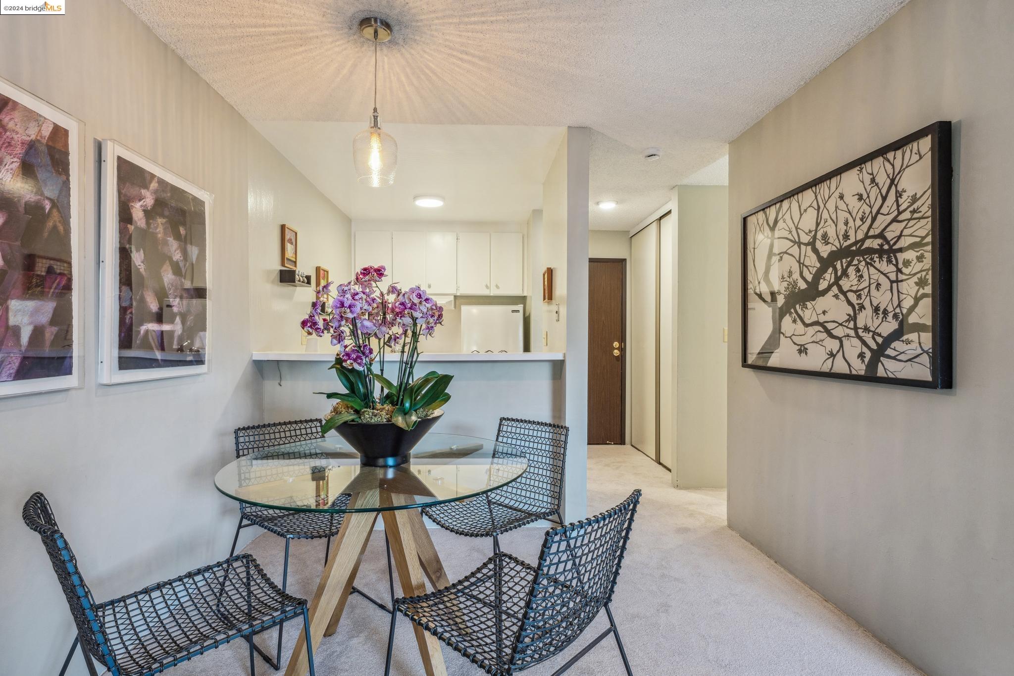 Photo #5: 41070896 Listing 