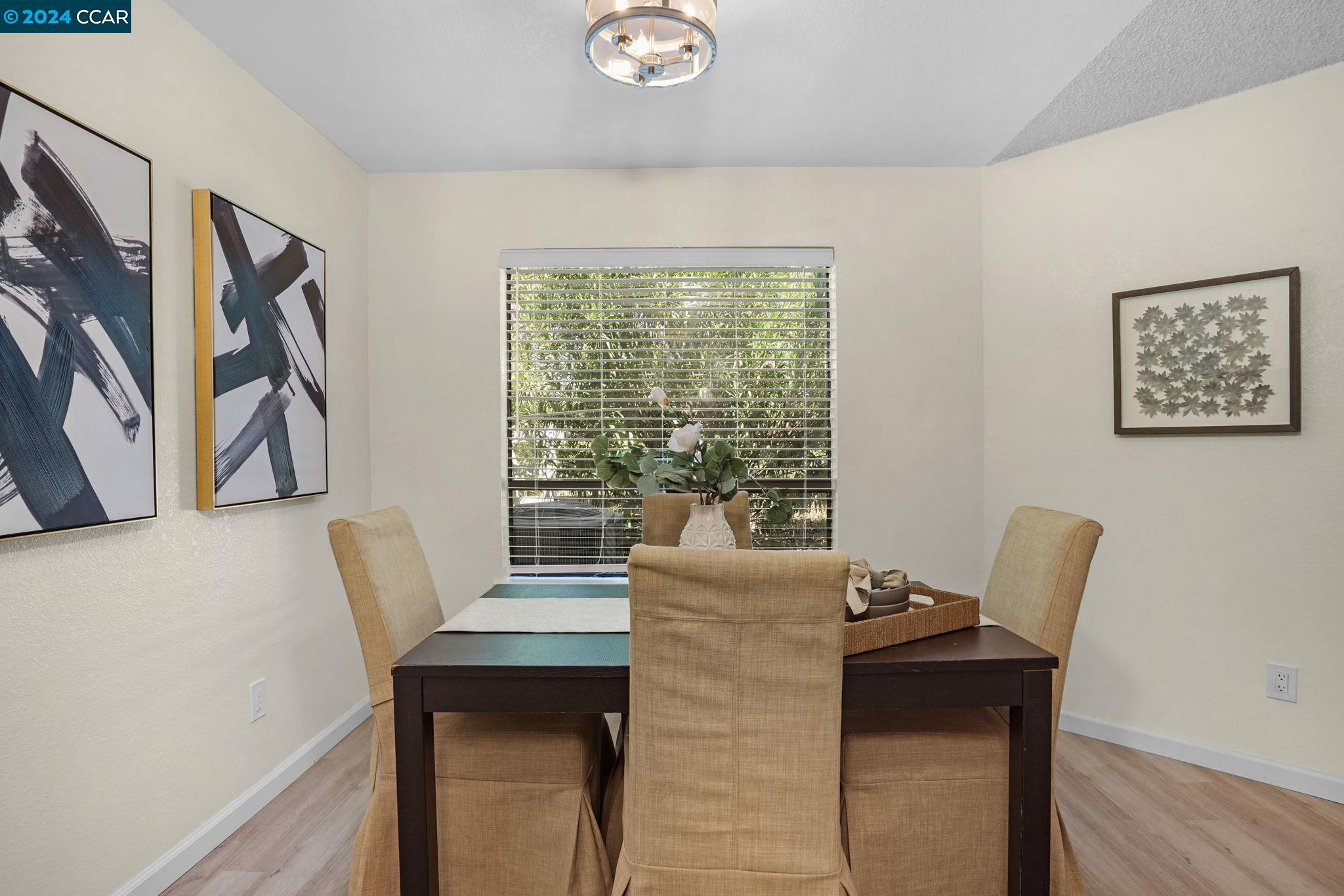 Photo #2: 41070908 Listing 