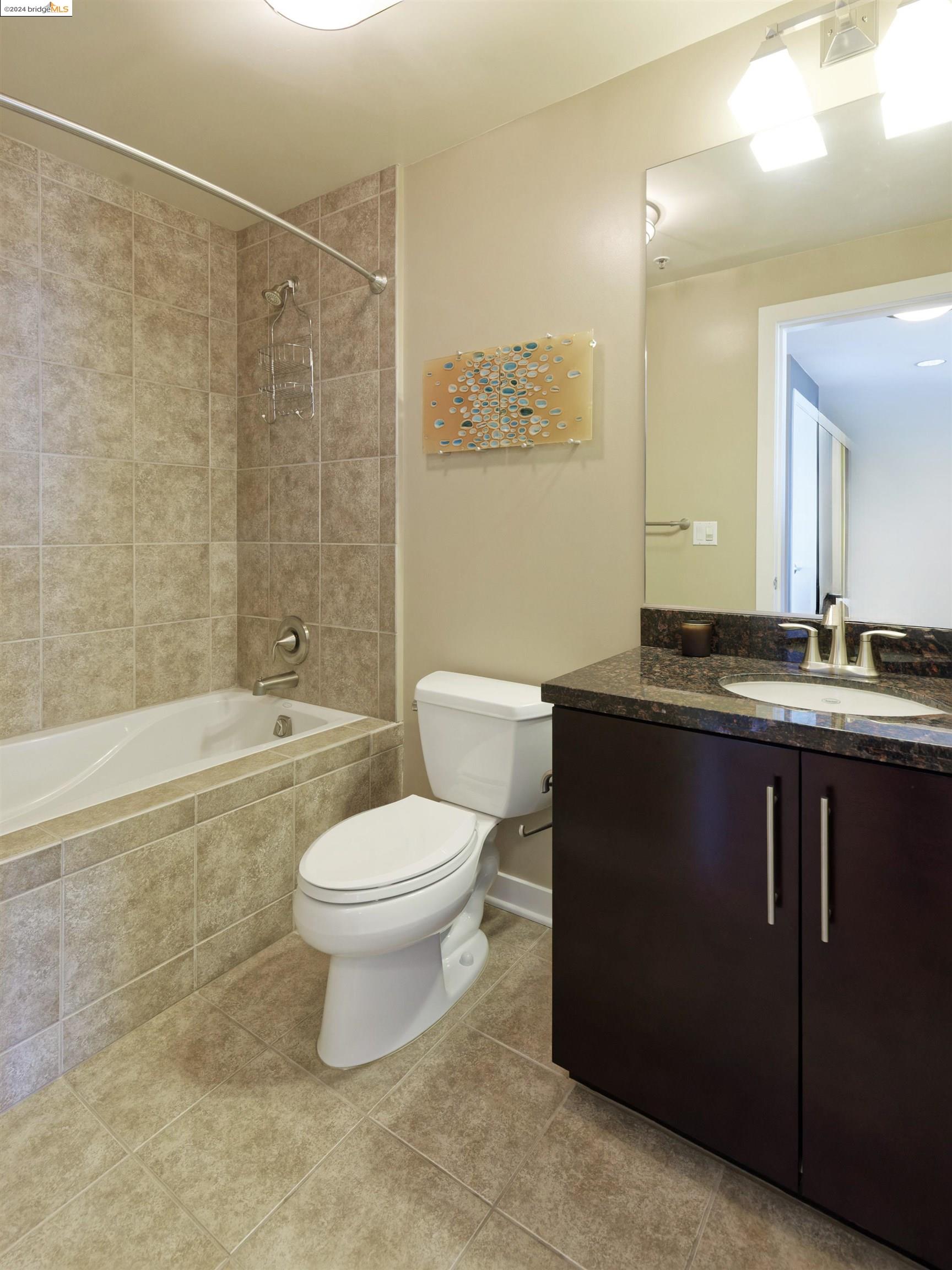 Detail Gallery Image 43 of 59 For 222 Broadway #1204,  Oakland,  CA 94607 - 2 Beds | 2 Baths