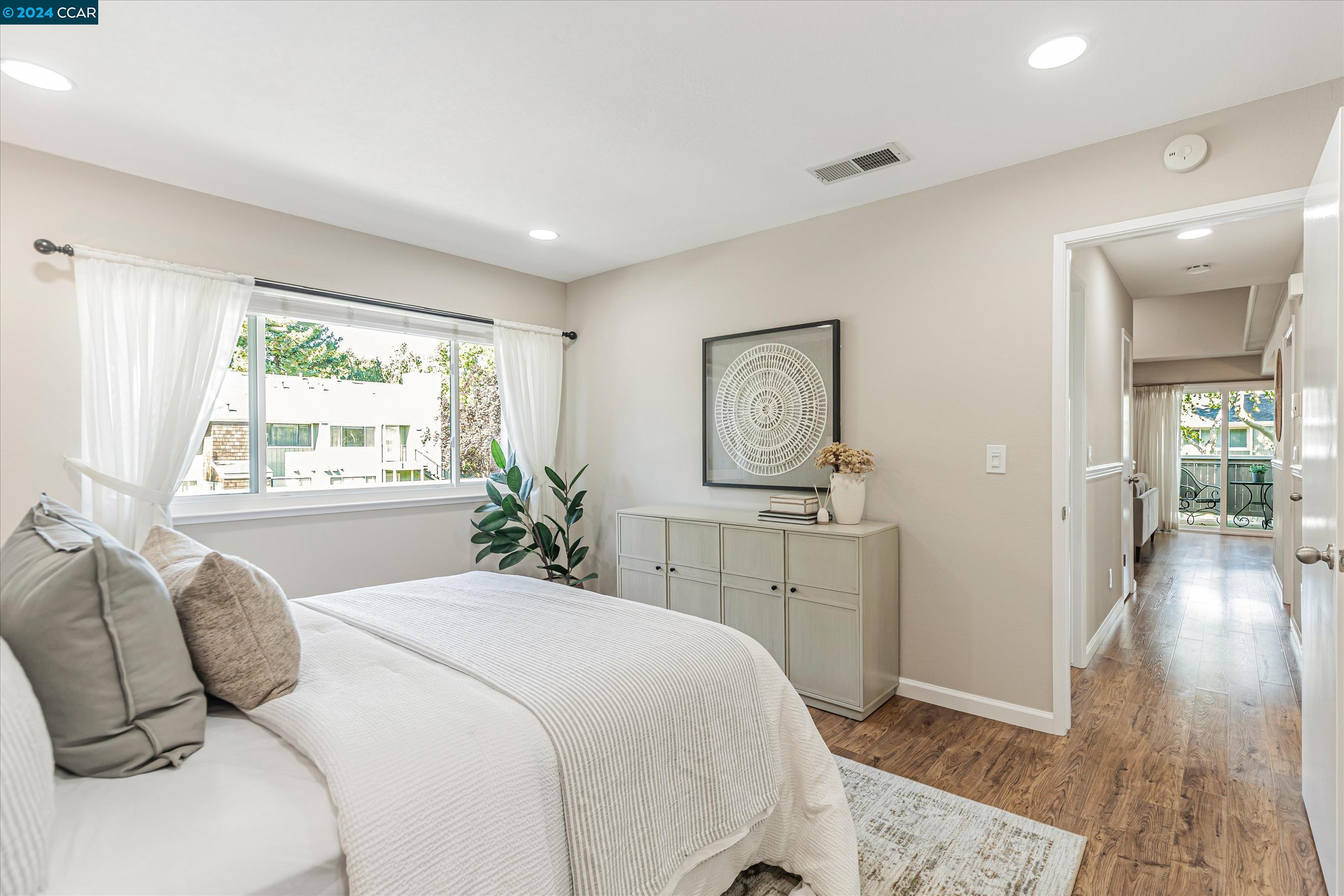 Detail Gallery Image 19 of 33 For 205 Compton Cir #D,  San Ramon,  CA 94583 - 2 Beds | 1 Baths