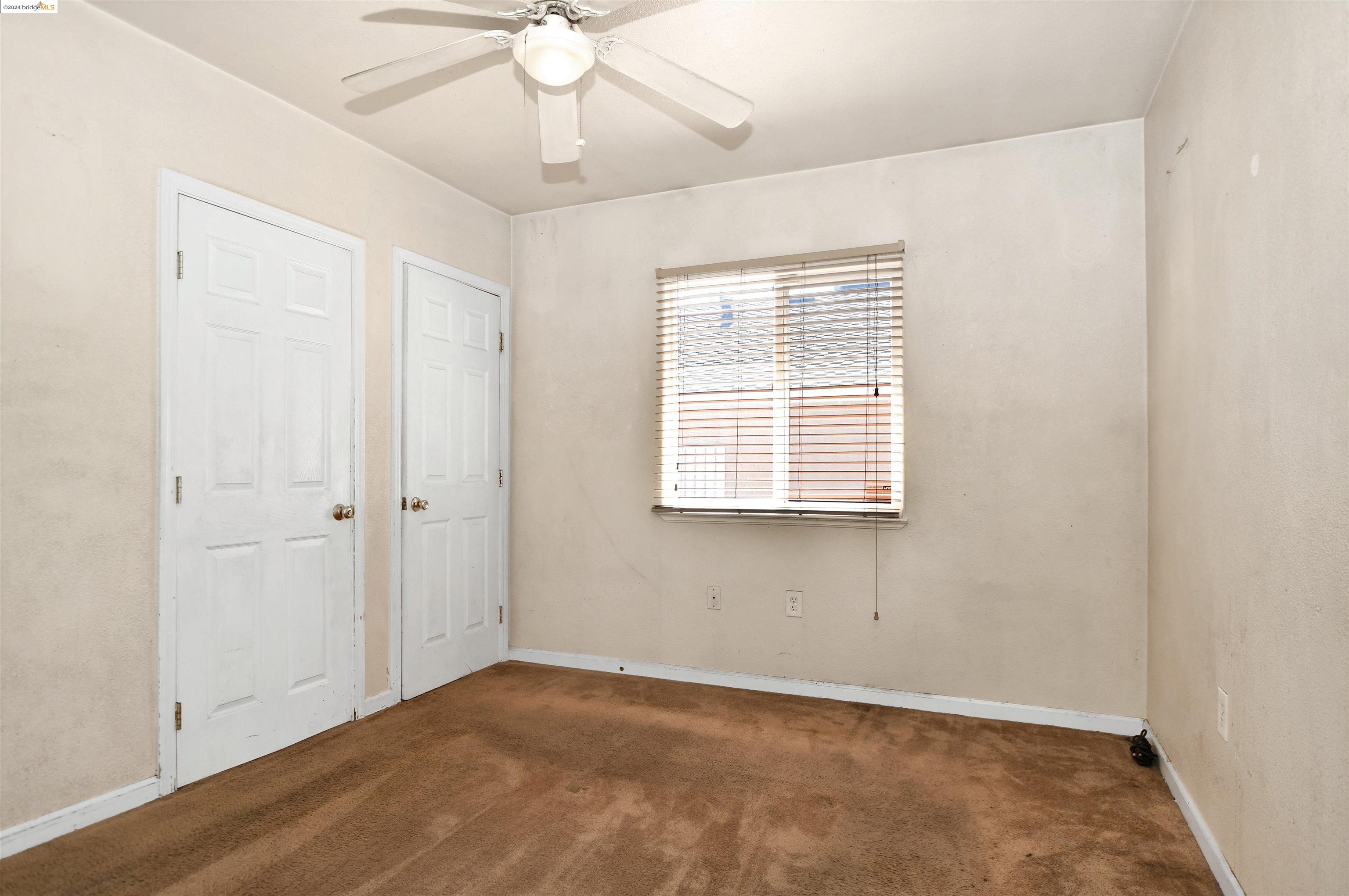 Detail Gallery Image 4 of 37 For 2044 E Marsh St, Stockton,  CA 95205-6317 - 3 Beds | 1 Baths