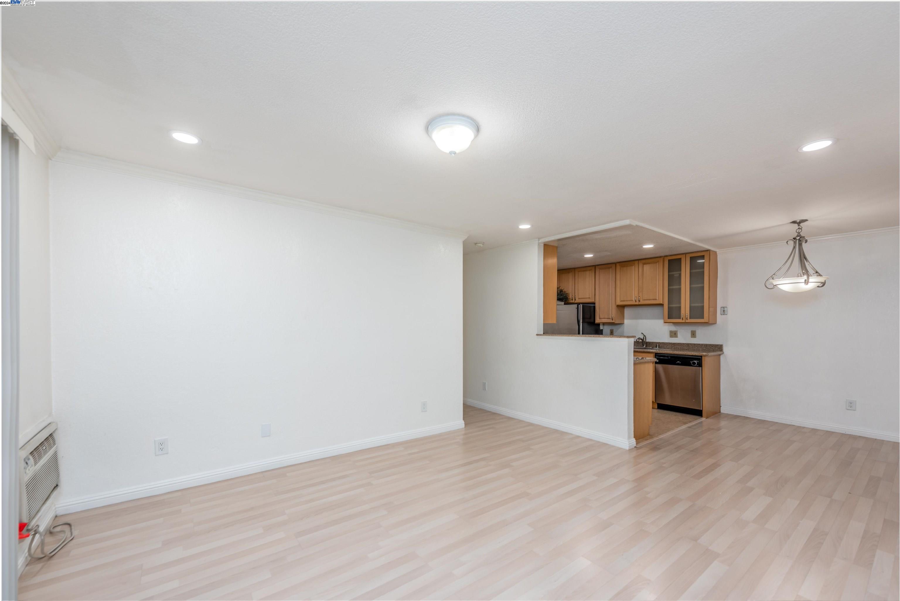 Photo #6: 41071016 Listing 
