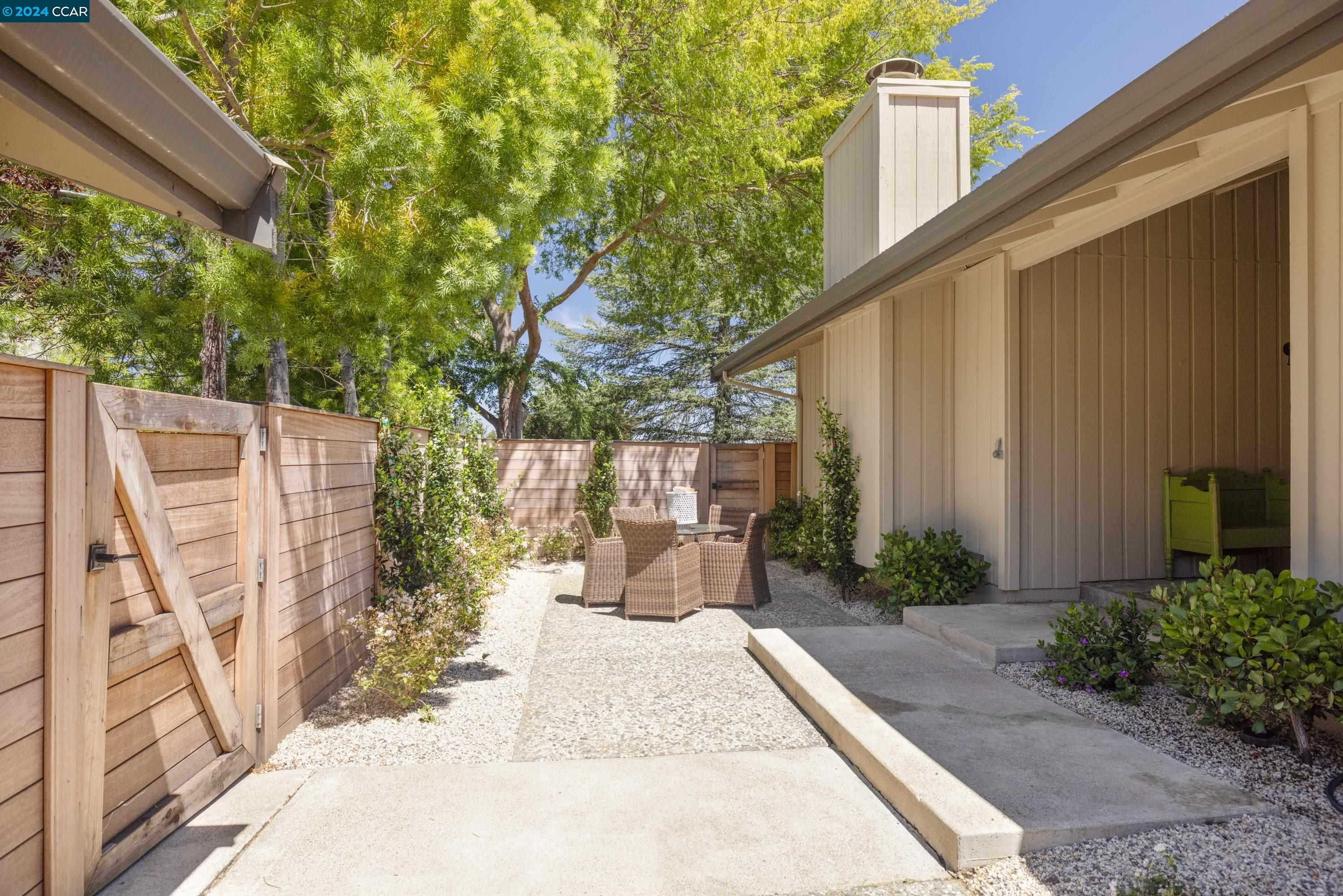 Photo #2: 41071037 Listing 