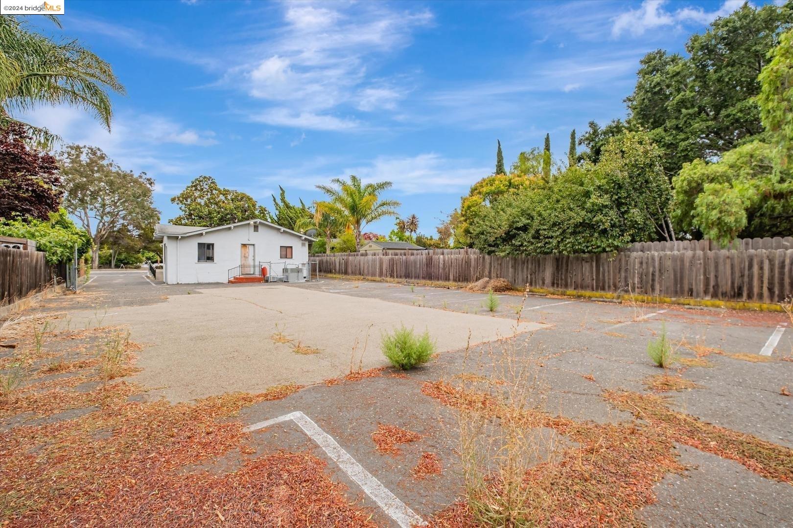 Detail Gallery Image 35 of 37 For 6275 Thornton, Newark,  CA 94560 - 4 Beds | 1 Baths