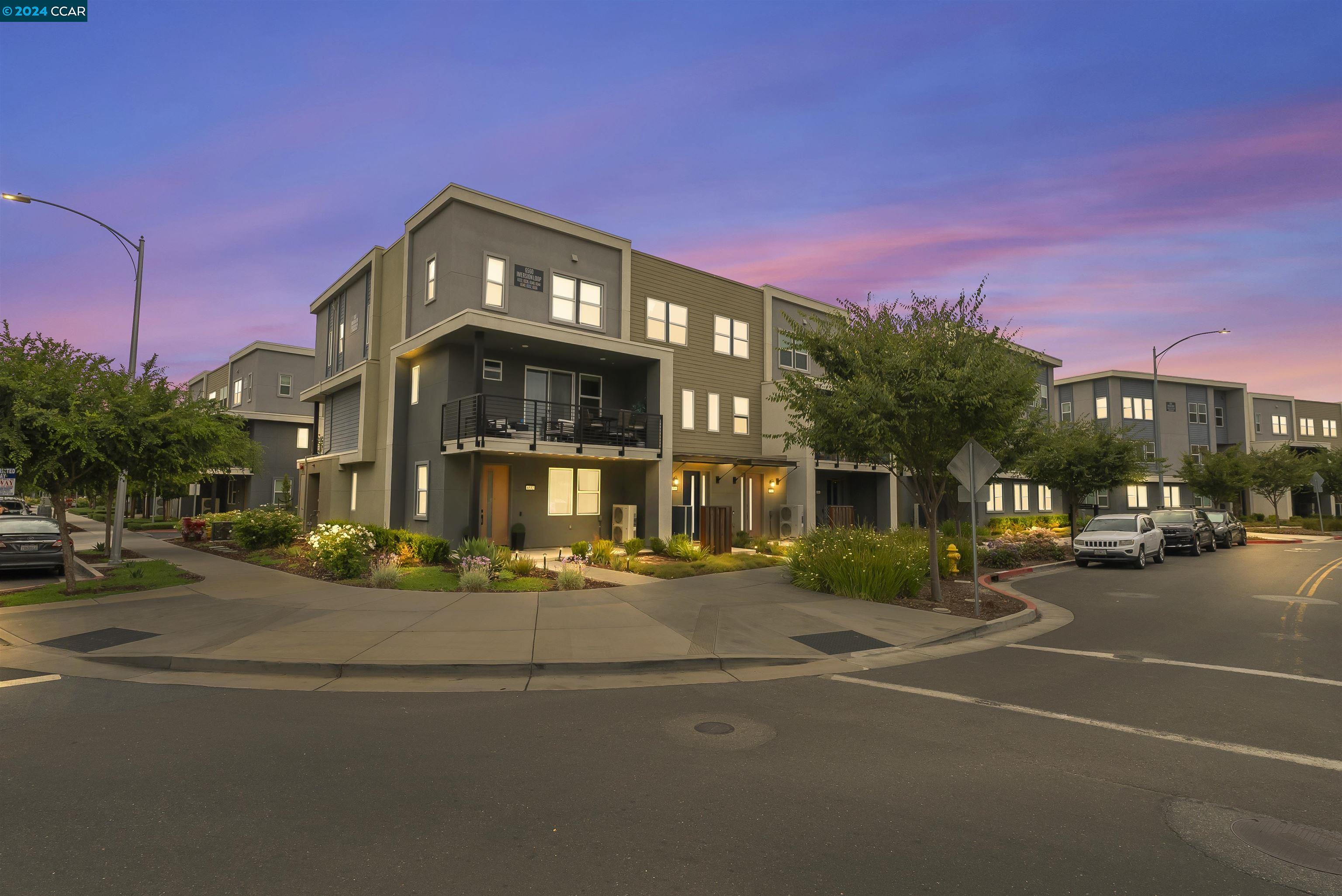 Detail Gallery Image 1 of 1 For 6548 Immersion Loop, San Jose,  CA 95119 - 2 Beds | 2/1 Baths