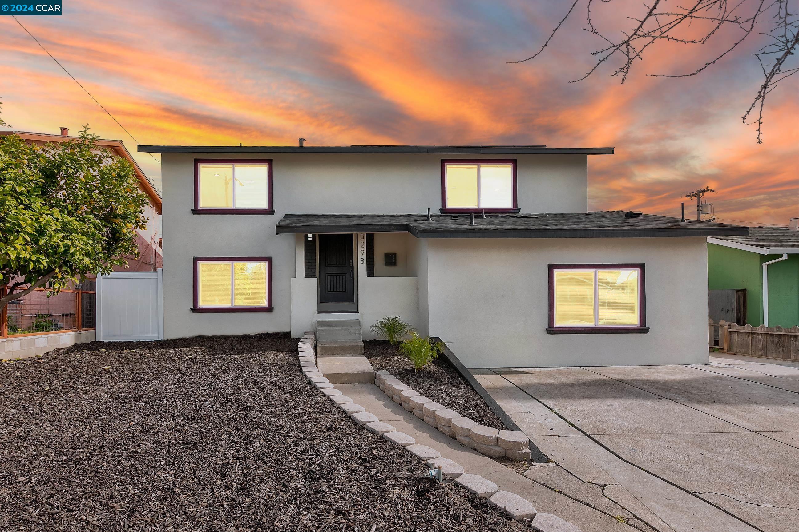 Detail Gallery Image 1 of 1 For 3298 Mount Mckinley Drive, San Jose,  CA 95127-4722 - 7 Beds | 4 Baths