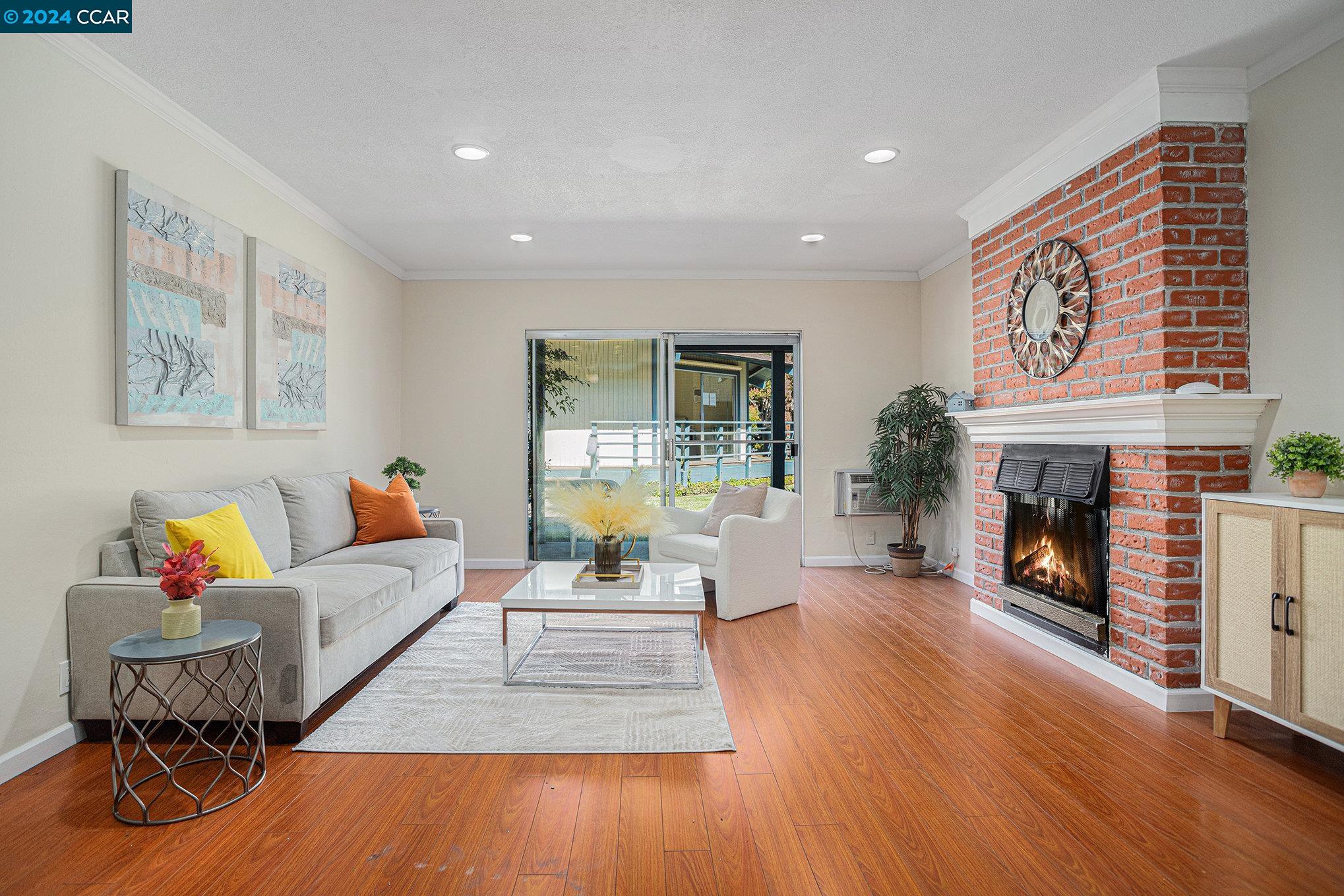 Photo #2: 41071131 Listing 