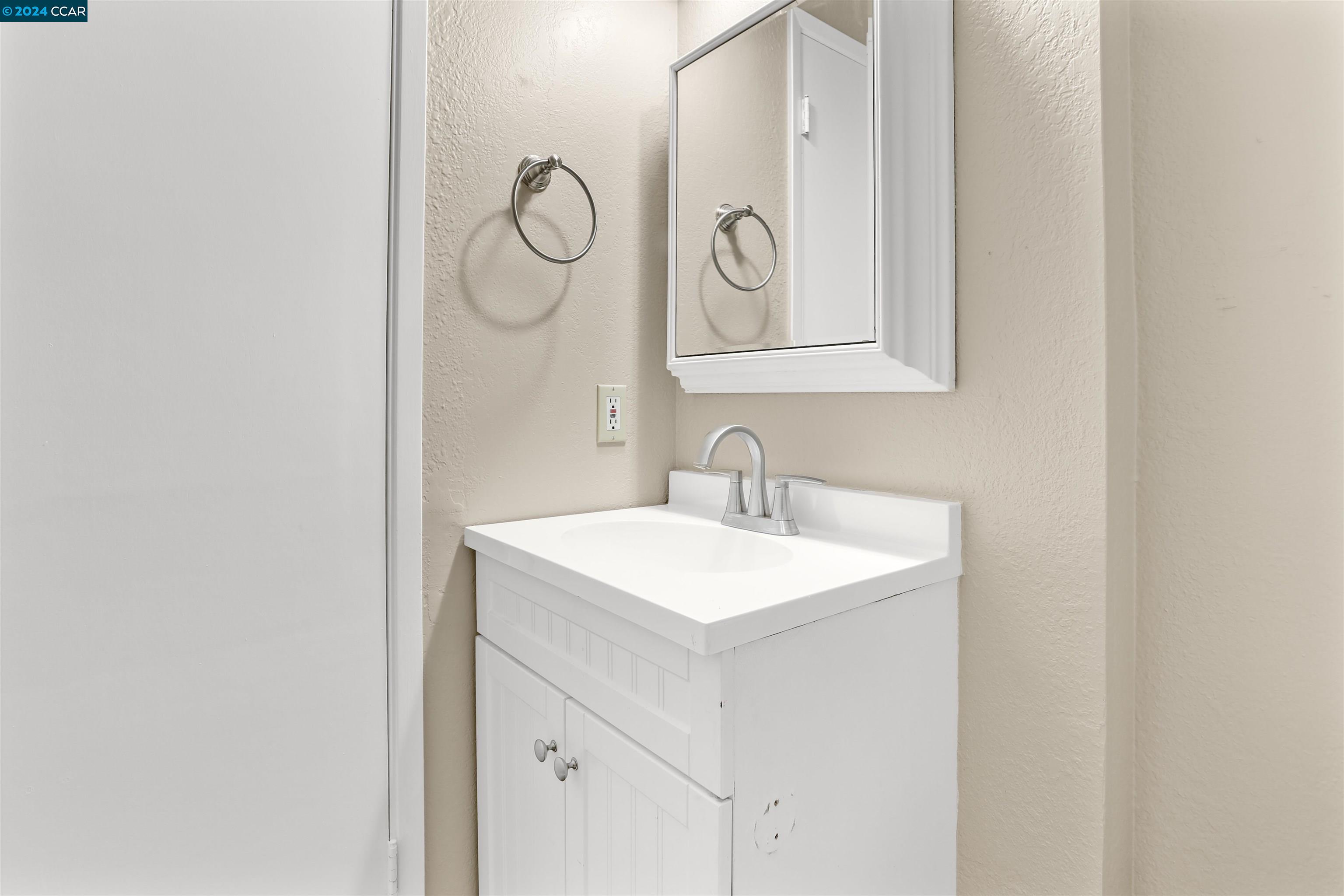 Photo #18: 41071134 Listing: Photo #18