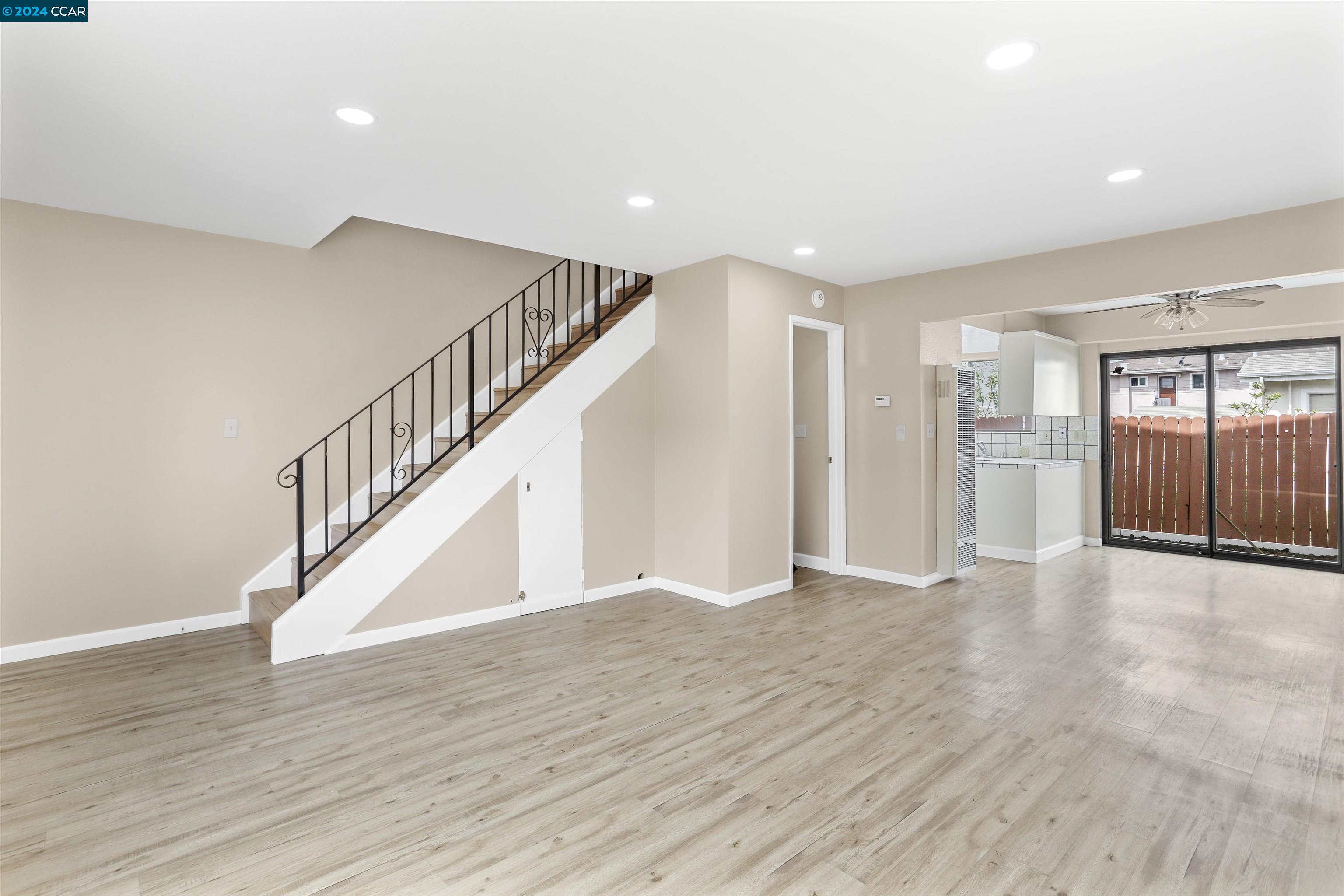 Photo #9: 41071134 Listing: Photo #9