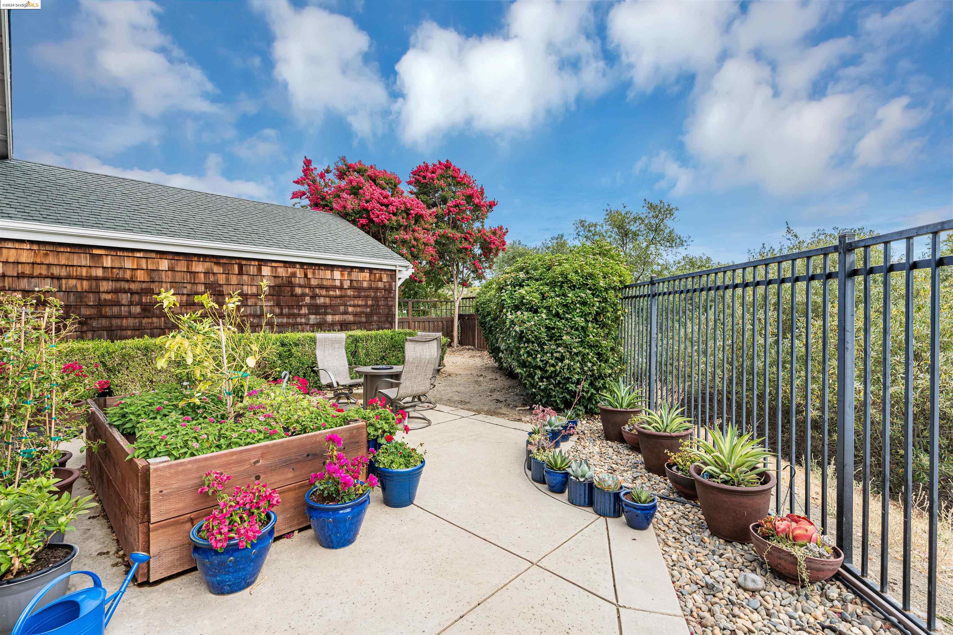 Detail Gallery Image 31 of 35 For 2331 Lansdowne Pl, Vallejo,  CA 94591 - 3 Beds | 3/1 Baths