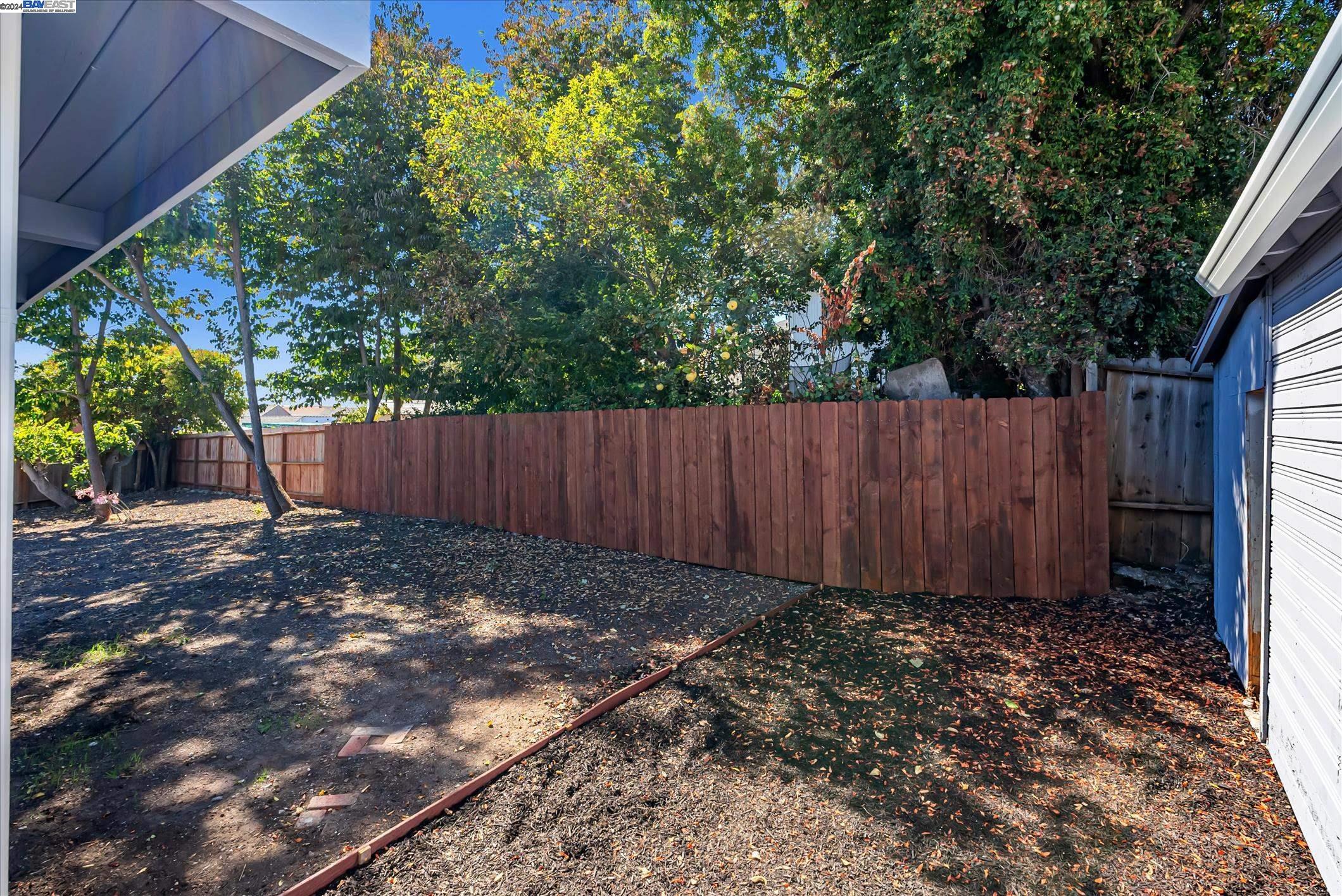 Detail Gallery Image 28 of 31 For 2715 Frazier Avenue, Oakland,  CA 94605 - 3 Beds | 1 Baths