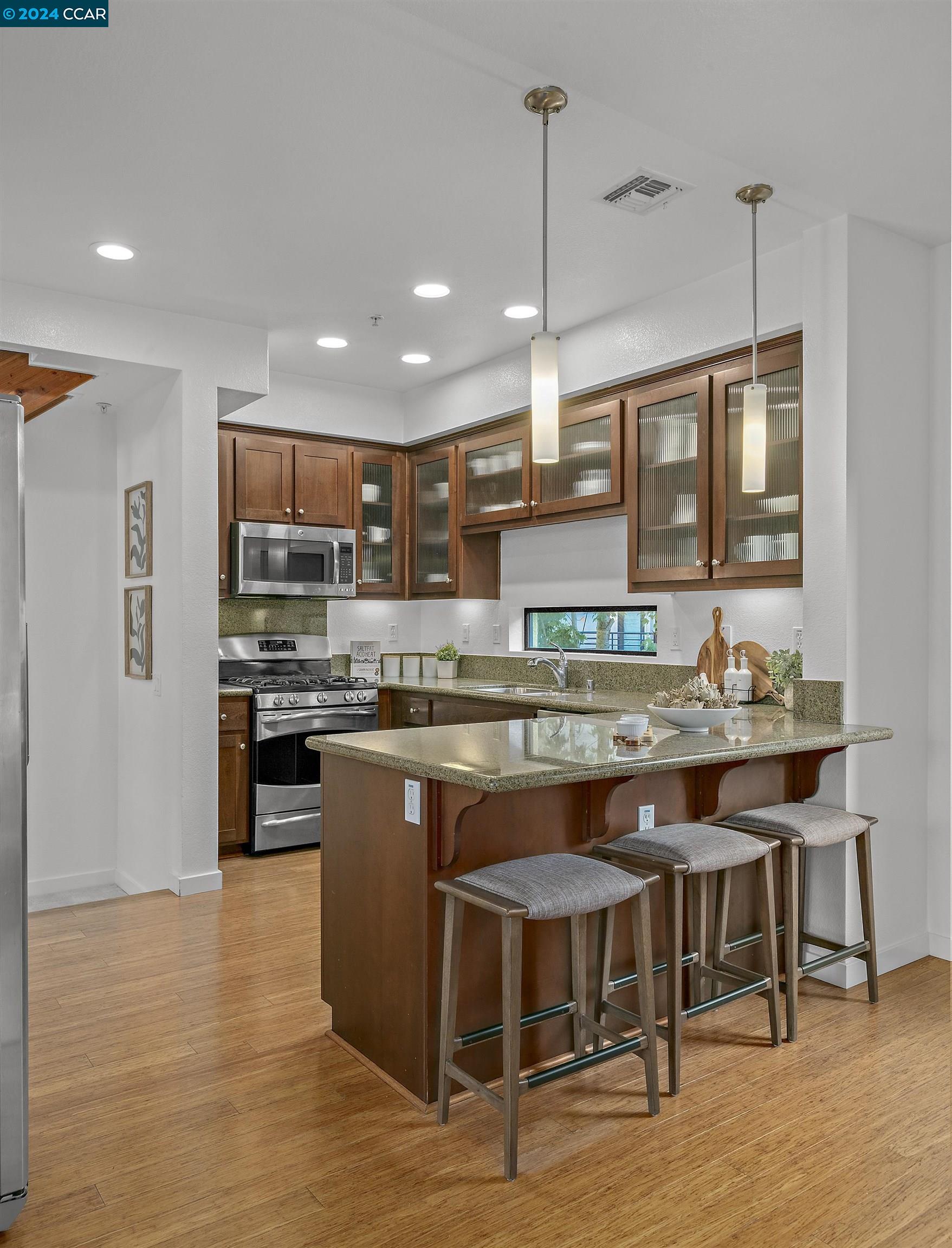 Photo #4: 41071255 Listing 