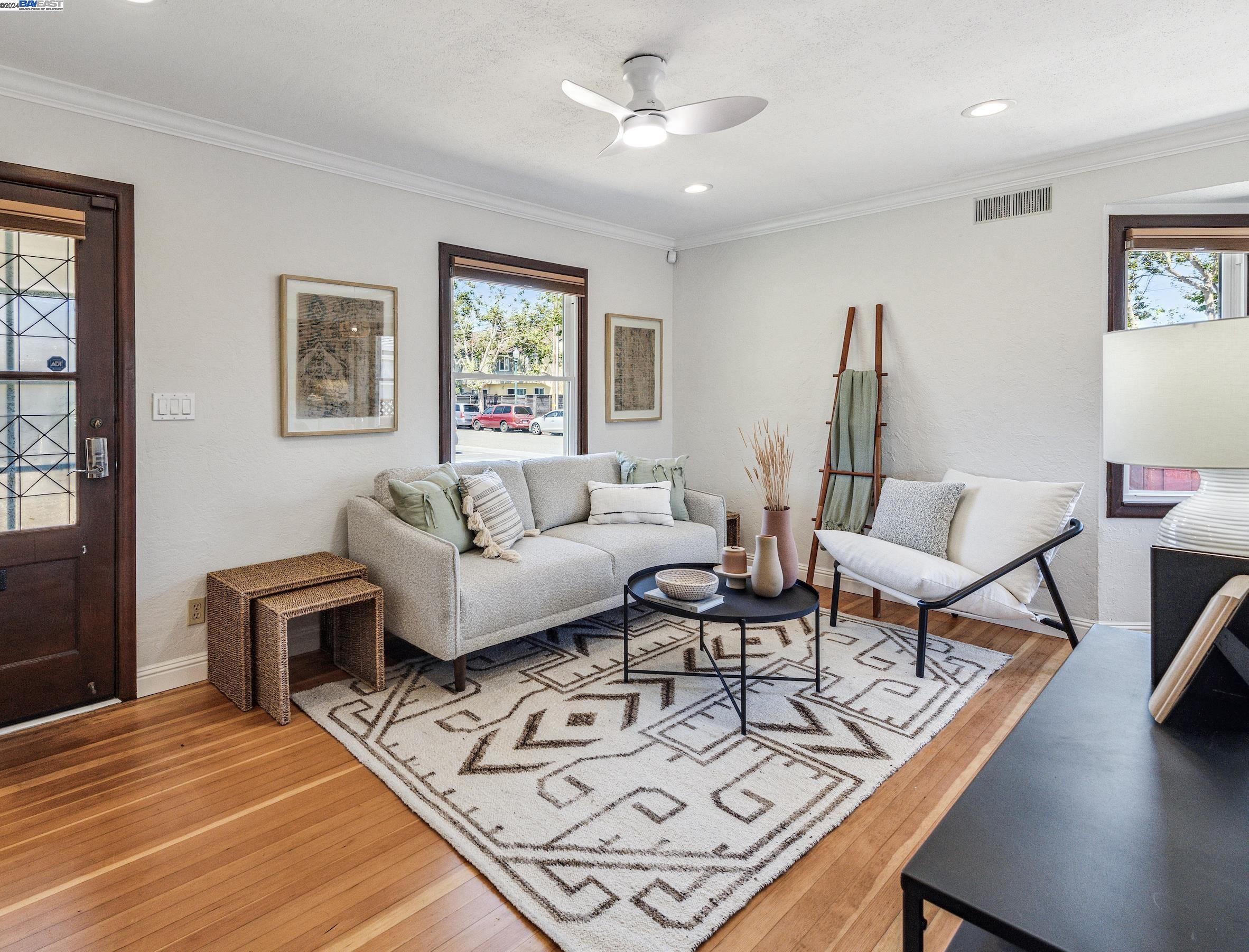 More Details about MLS # 41071274 : 108 BRUSH ST # B