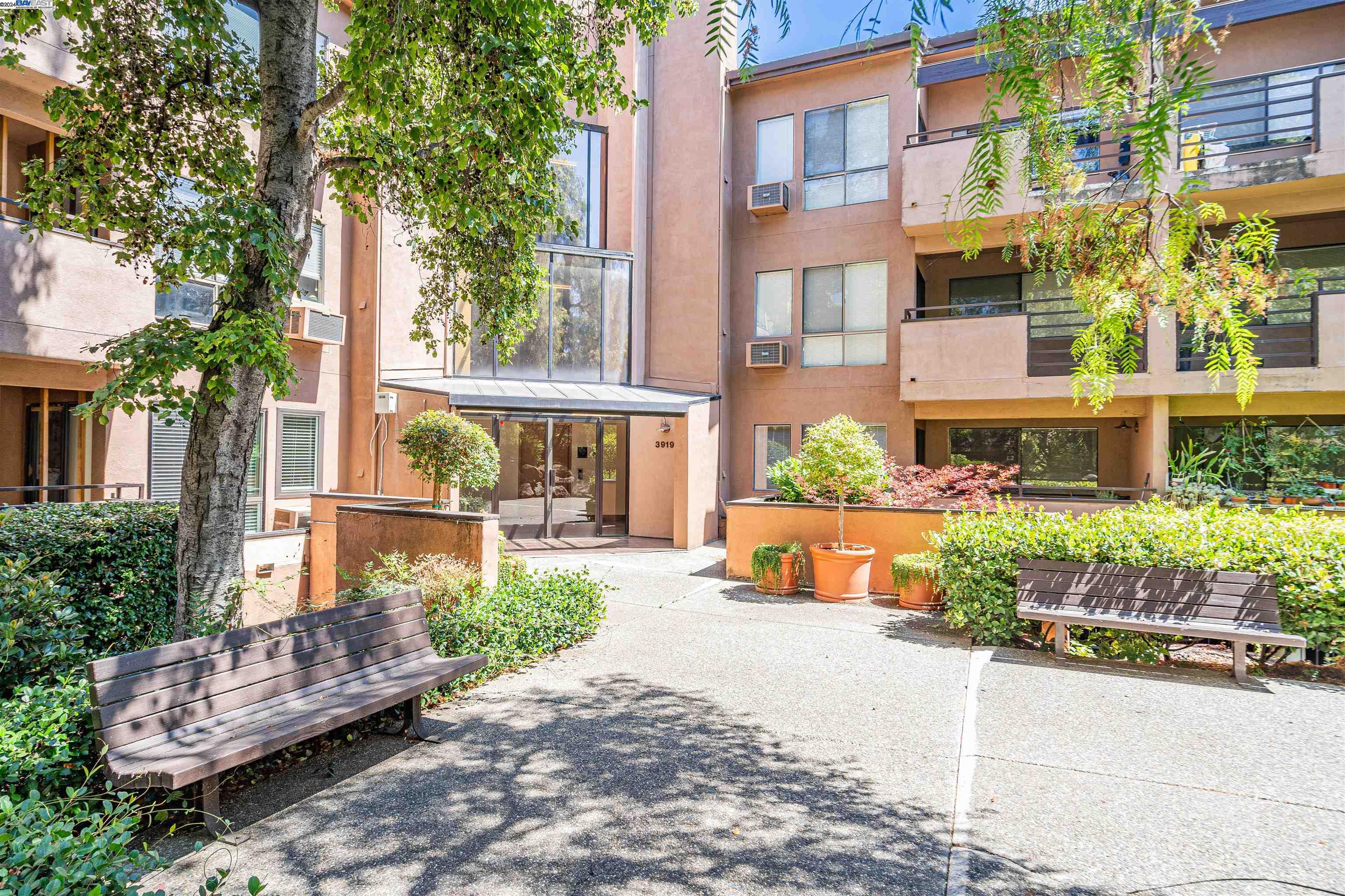 More Details about MLS # 41071275 : 39199 GUARDINO DR # 171