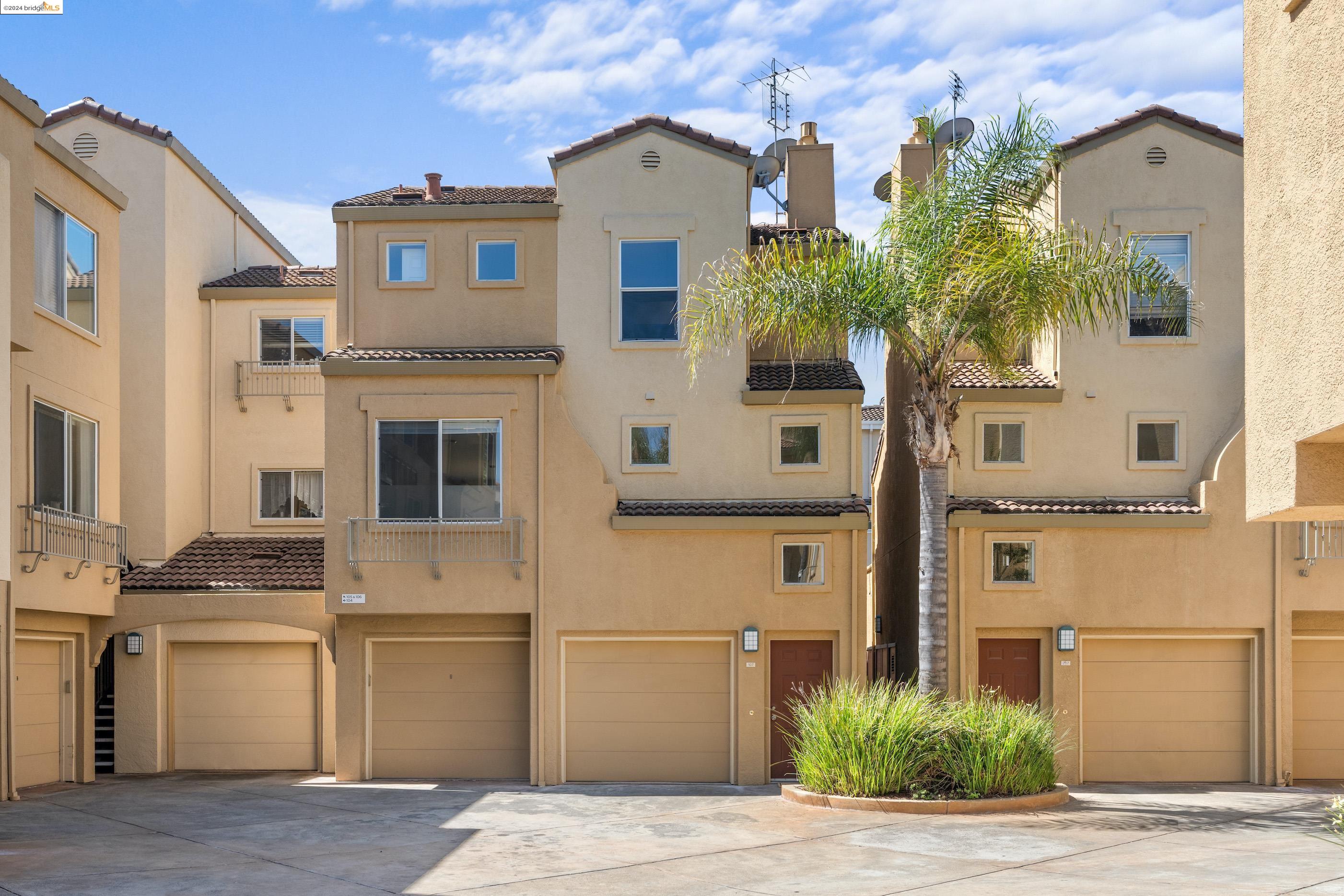 Detail Gallery Image 1 of 1 For 1690 Civic Center Dr #107,  Santa Clara,  CA 95050 - 2 Beds | 2/1 Baths