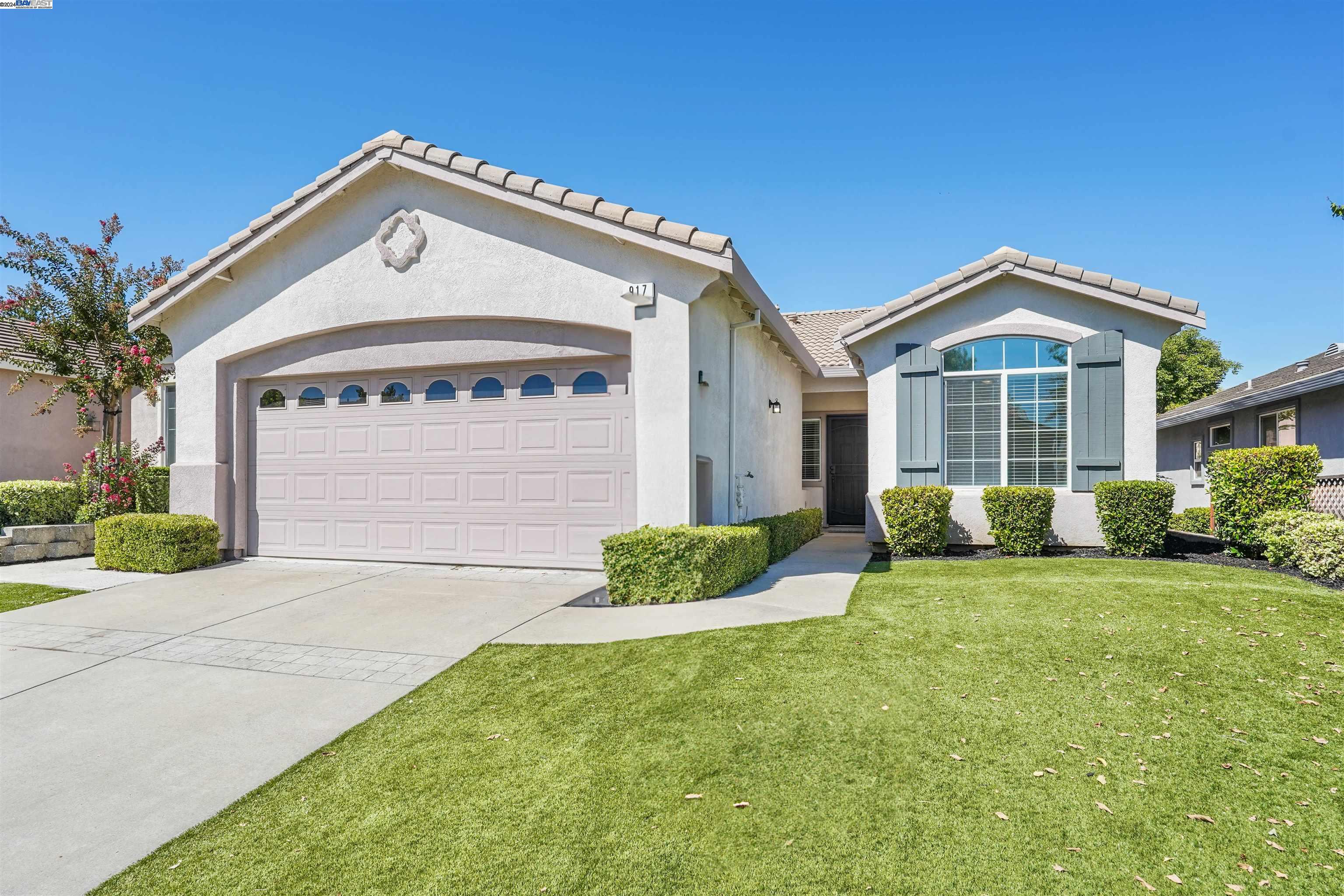 Detail Gallery Image 1 of 1 For 917 Centennial Dr, Brentwood,  CA 94513 - 2 Beds | 2 Baths