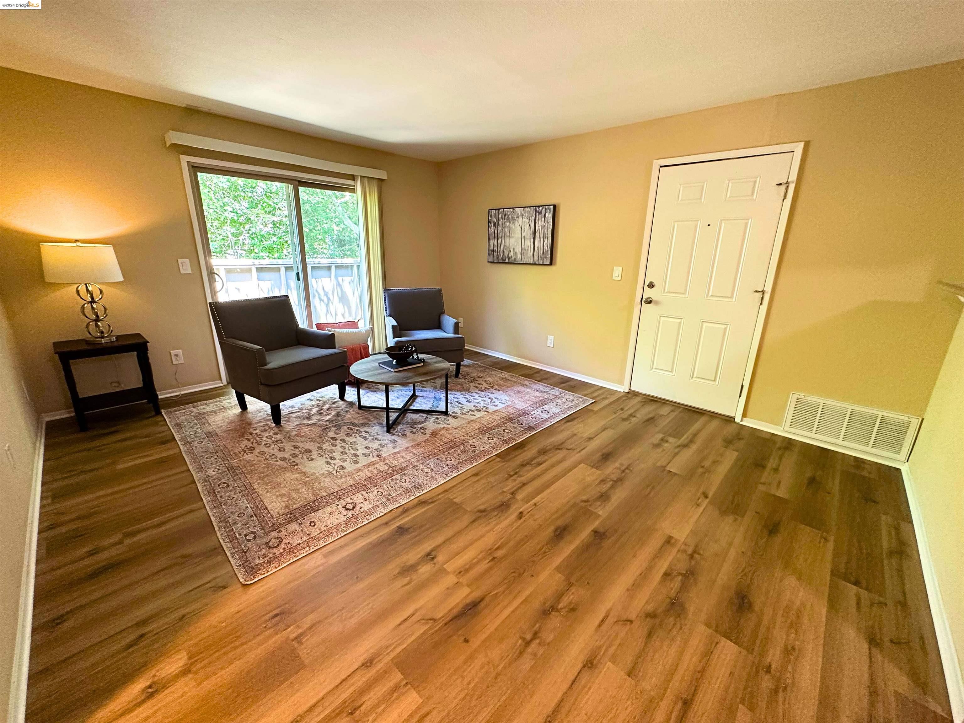 Photo #4: 41071526 Listing 