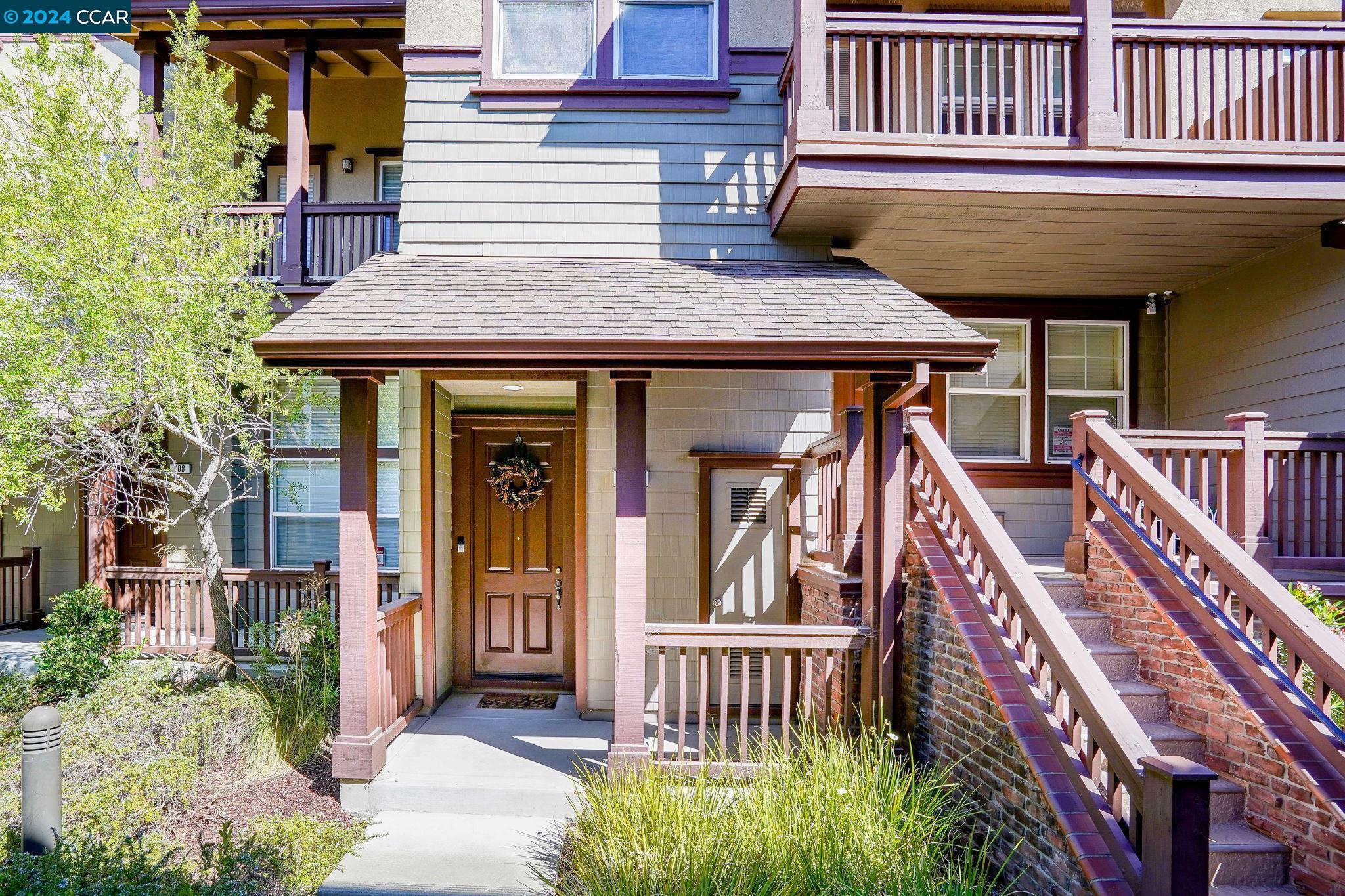 MLS: 41071572 Condo For Sale