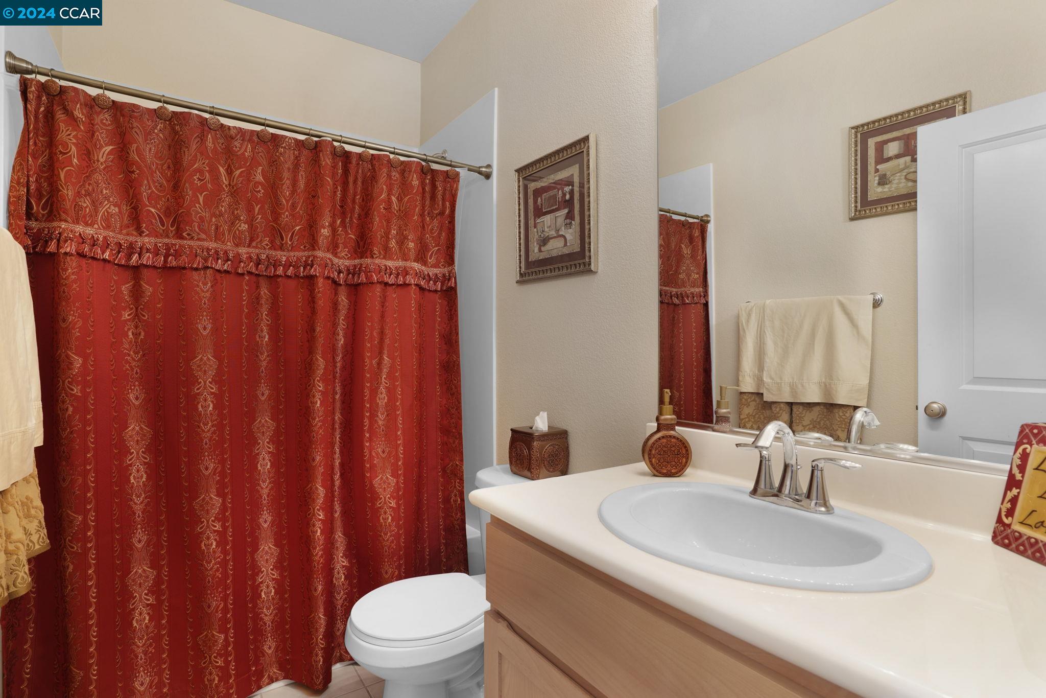 Detail Gallery Image 20 of 26 For 110 Serra Way, San Pablo,  CA 94806 - 3 Beds | 2 Baths