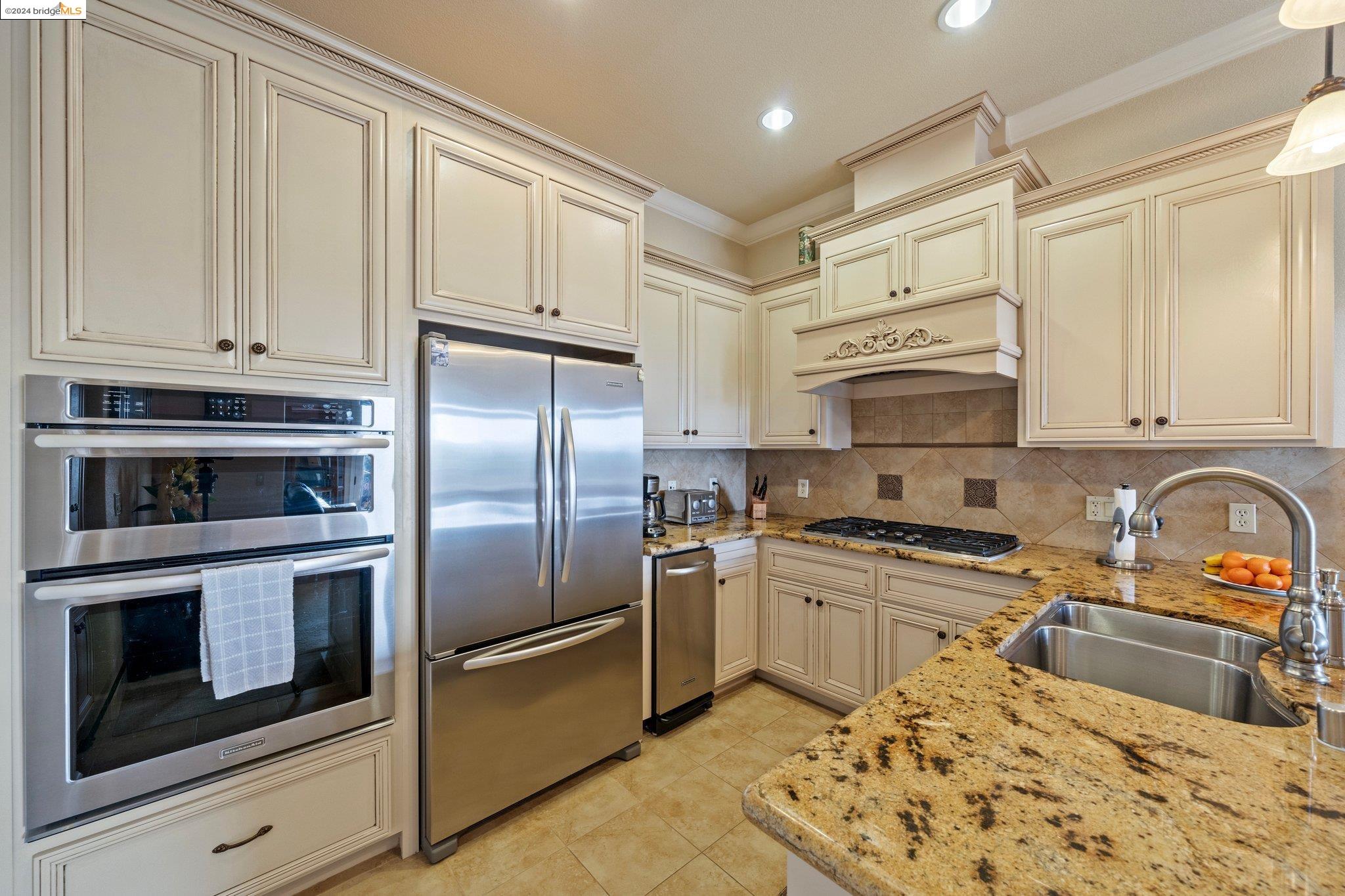 Detail Gallery Image 12 of 56 For 1246 Sonata Dr, Vallejo,  CA 94591 - 2 Beds | 2 Baths