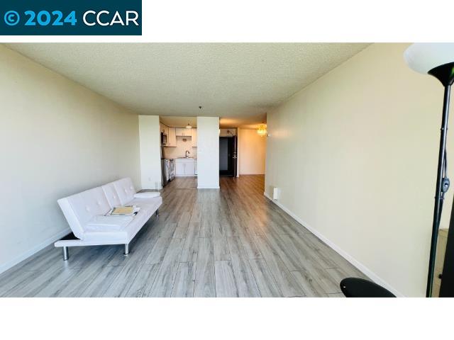 Photo #5: 41071743 Listing 