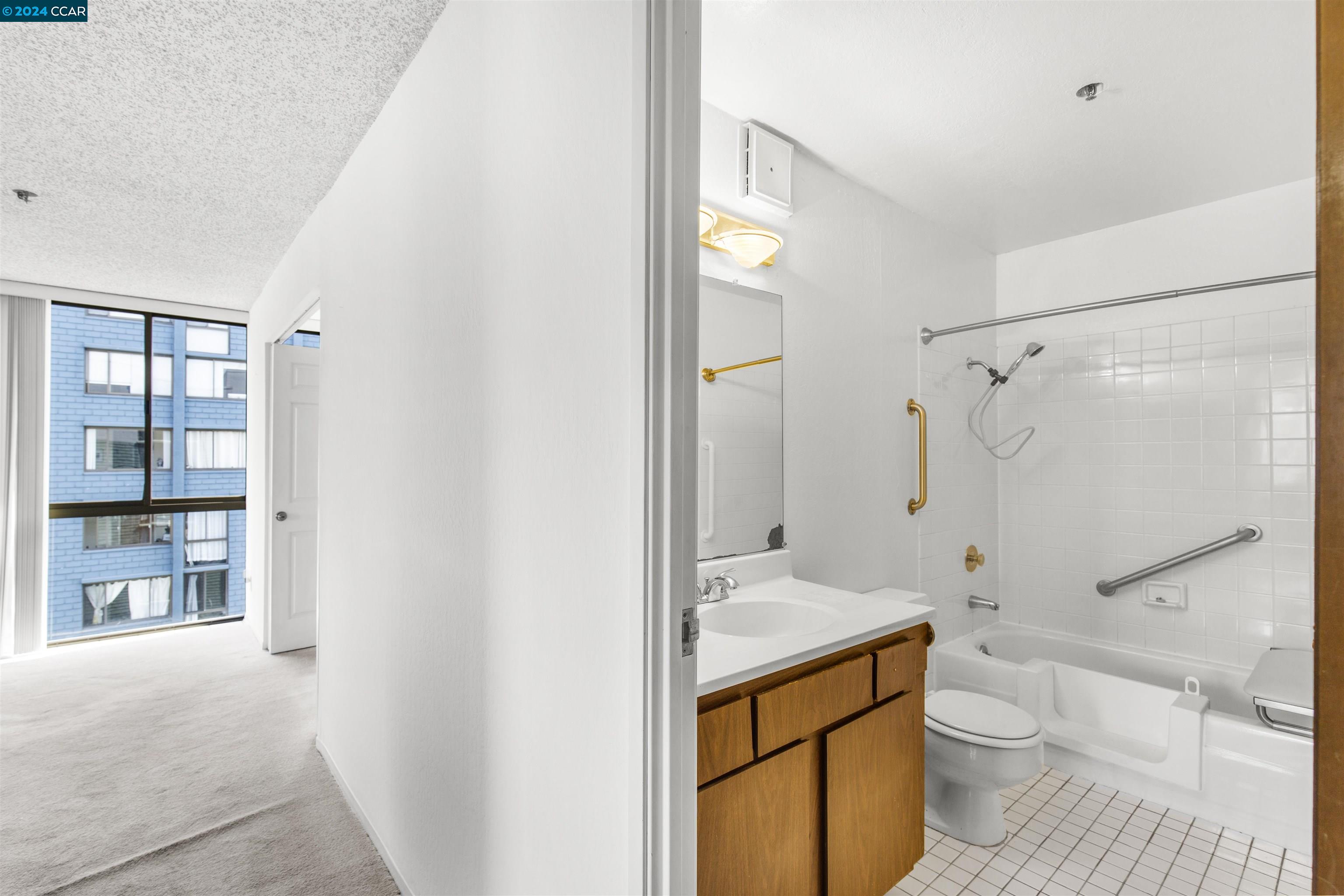 Photo #6: 41071760 Listing 