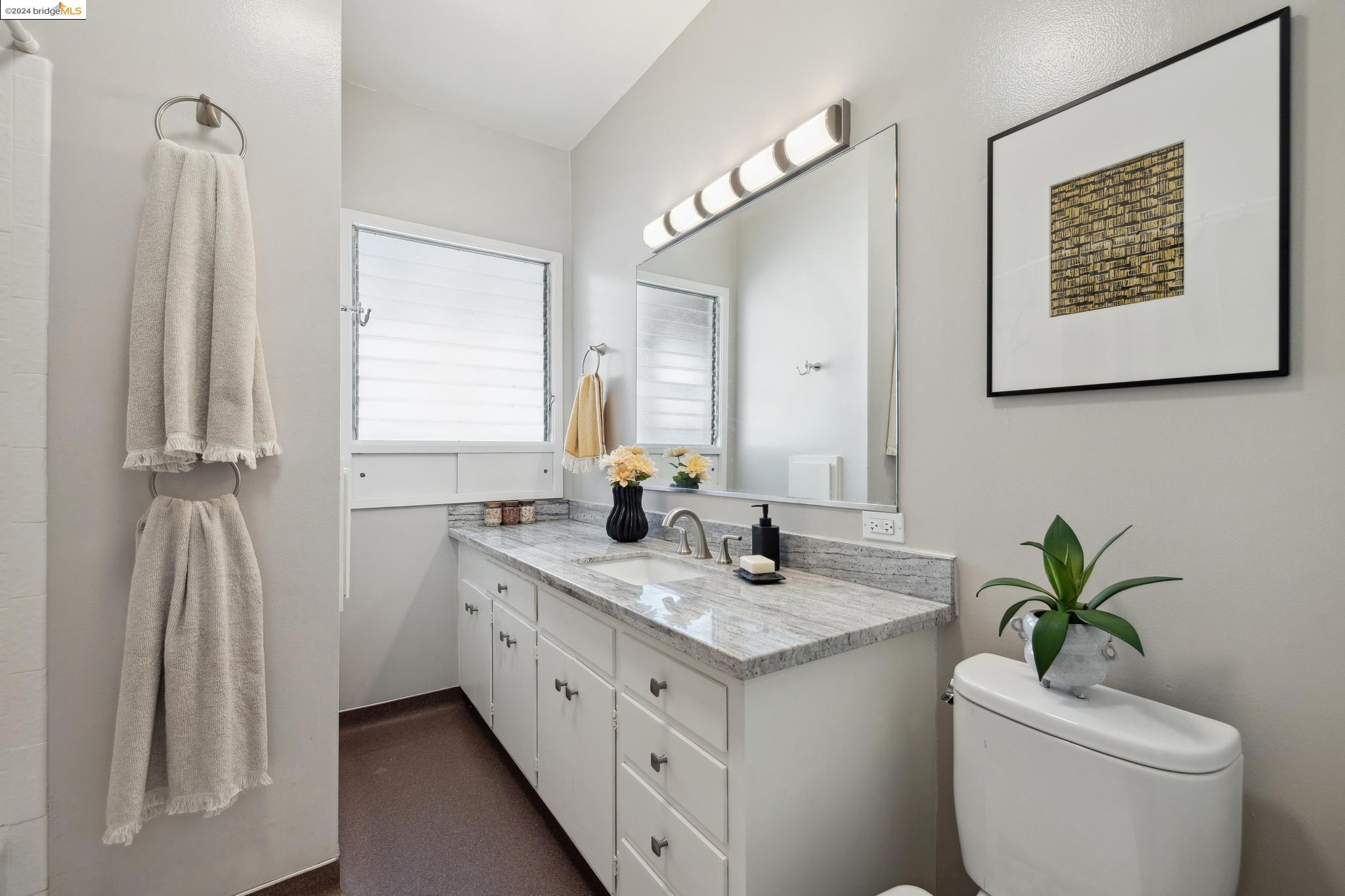 Detail Gallery Image 19 of 36 For 500 Key Blvd, Richmond,  CA 94805 - 4 Beds | 2 Baths