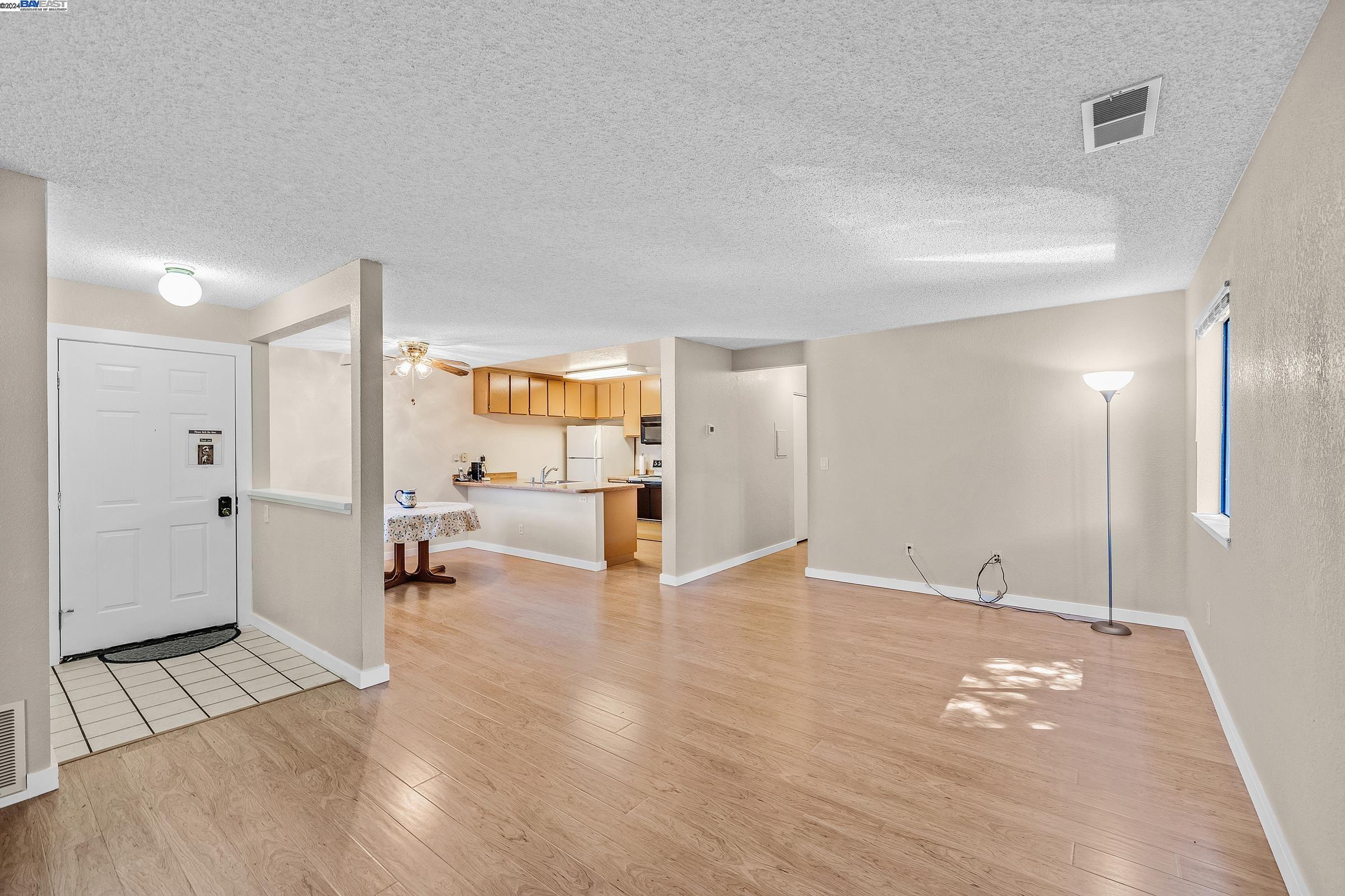 Photo #5: 41071864 Listing 