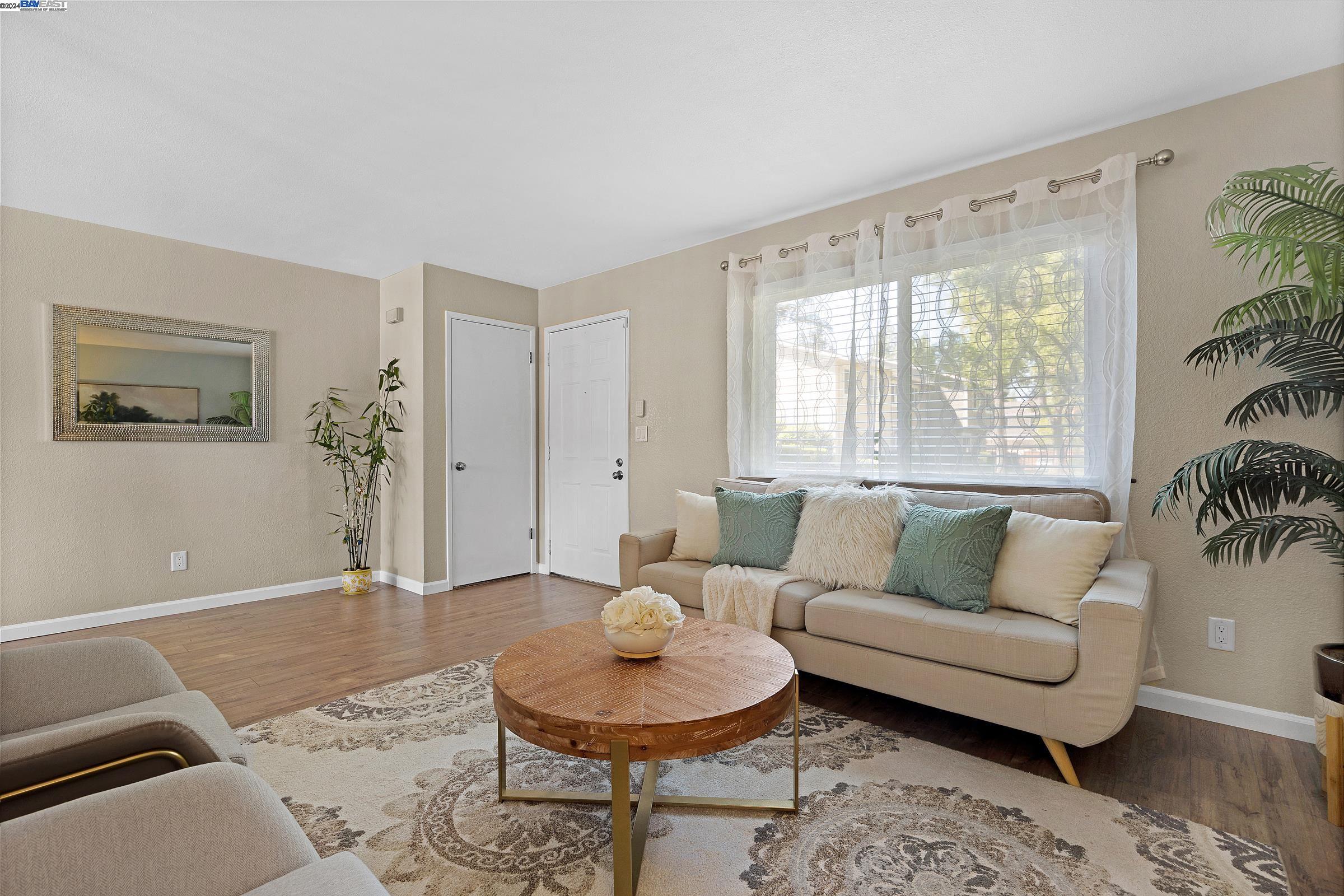 Photo #4: 41071909 Listing 