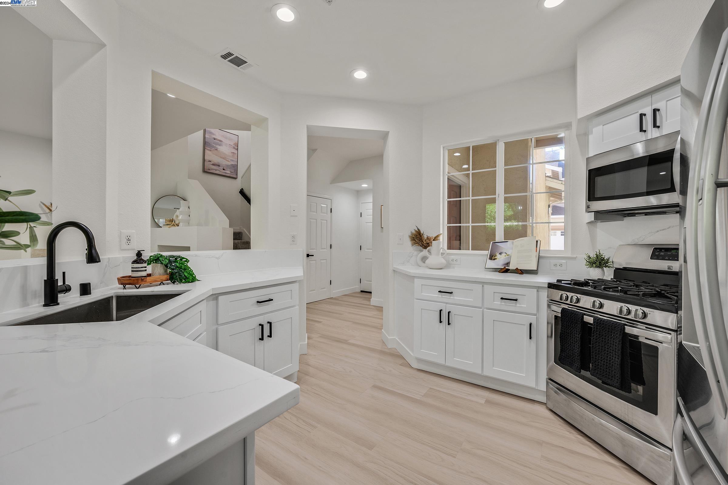Photo #5: 41071938 Listing 