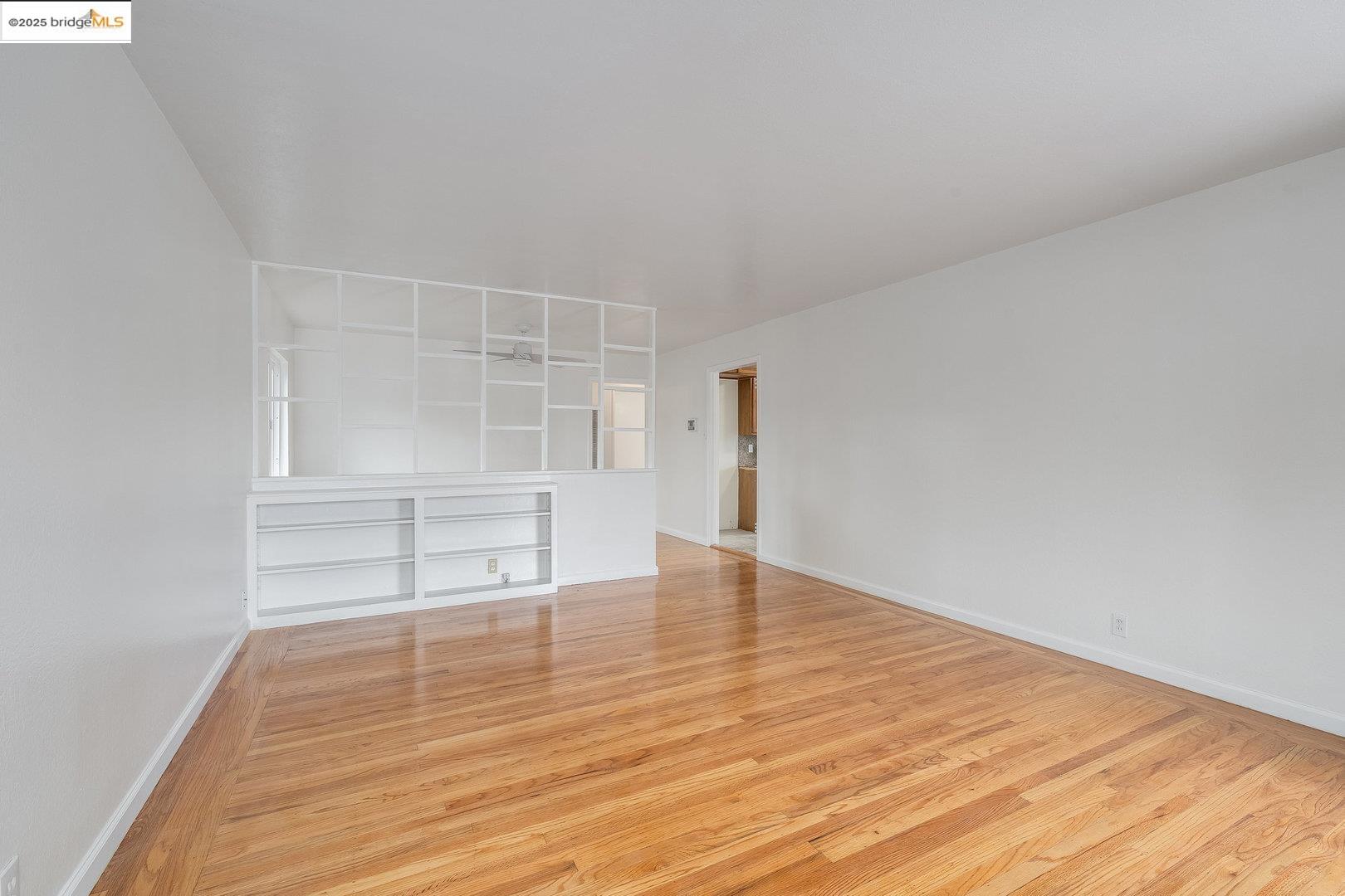 8425 D ST, Oakland, California 94621, 2 Bedrooms Bedrooms, 5 Rooms Rooms,1 BathroomBathrooms,Residential,For Sale,8425 D ST,41071978