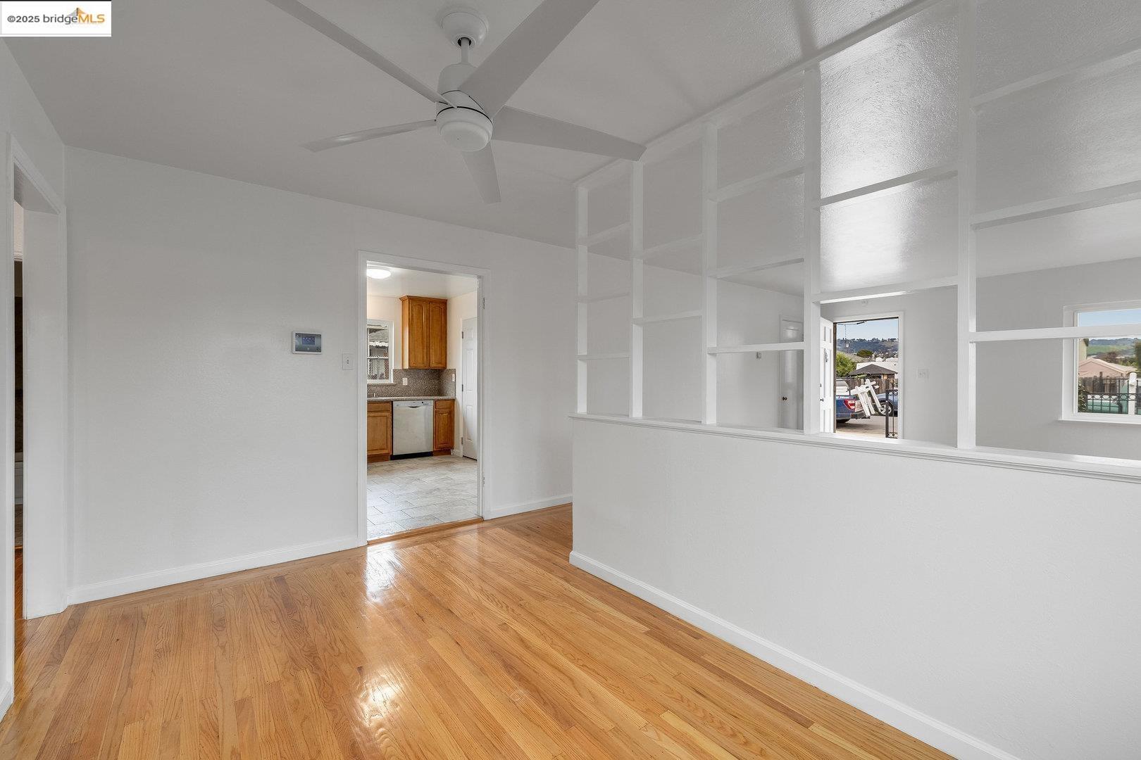 8425 D ST, Oakland, California 94621, 2 Bedrooms Bedrooms, 5 Rooms Rooms,1 BathroomBathrooms,Residential,For Sale,8425 D ST,41071978